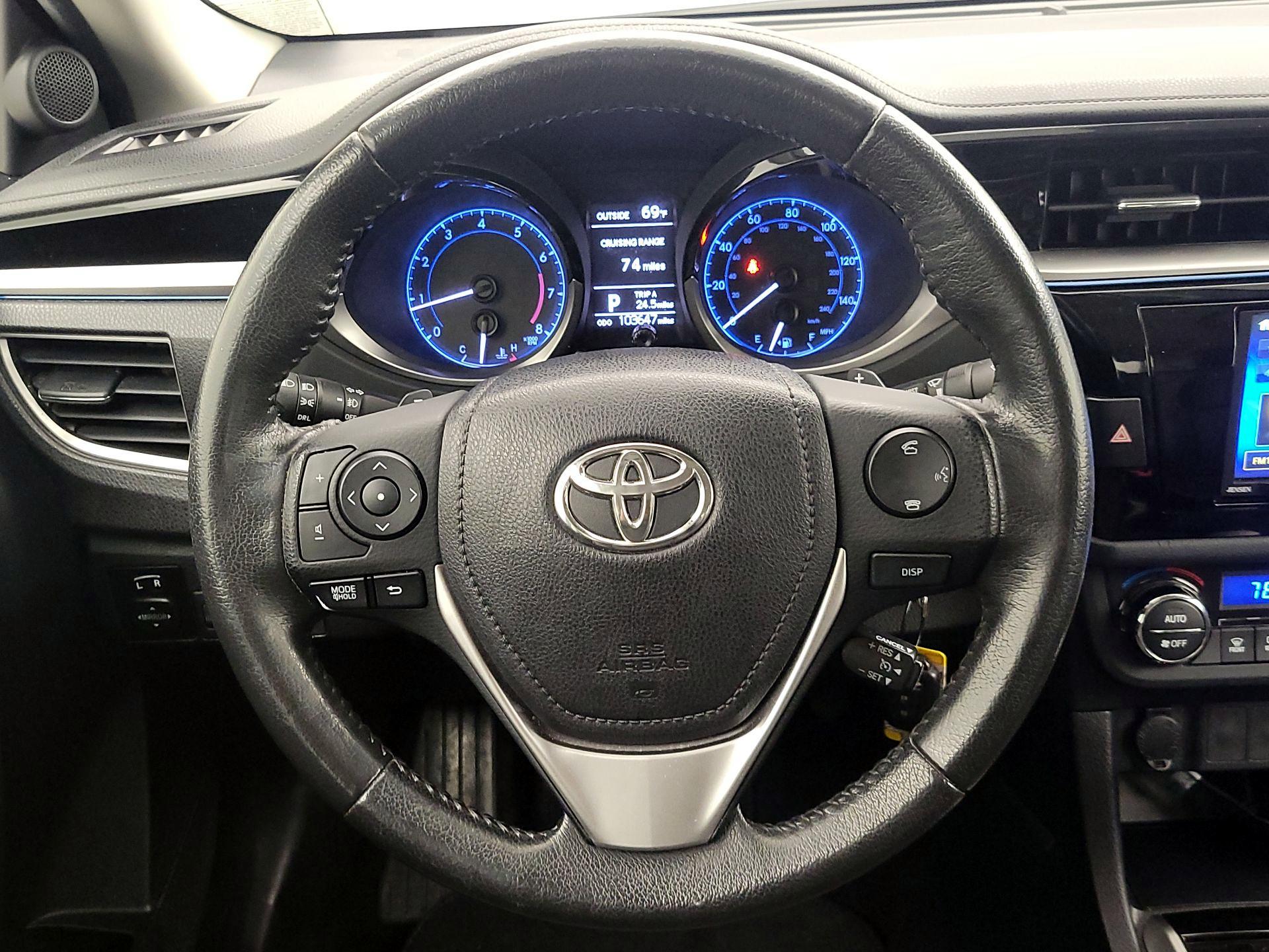 Thumbnail: 2014 Toyota Corolla - 10