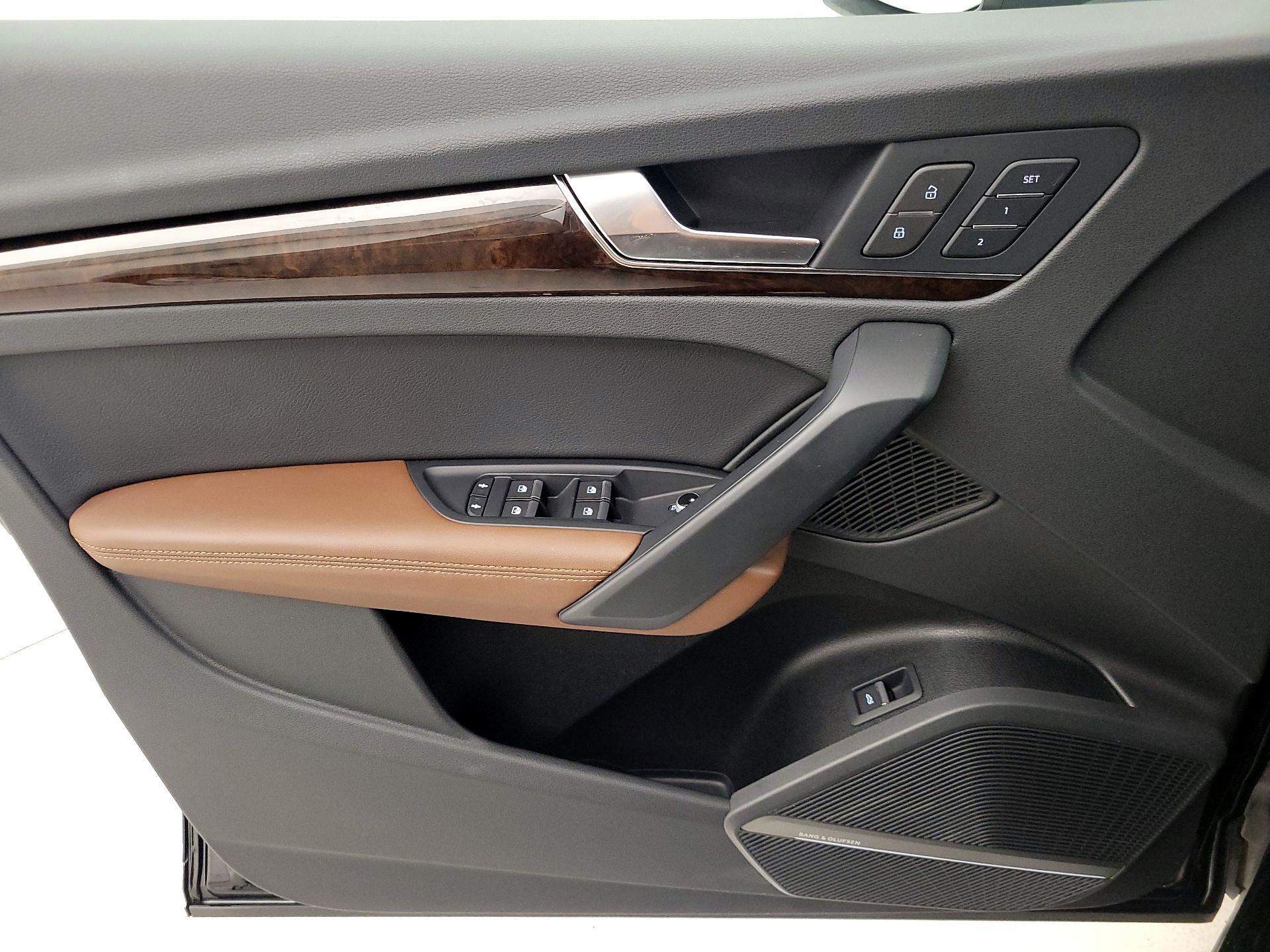 Thumbnail: 2019 Audi Q5 - 12