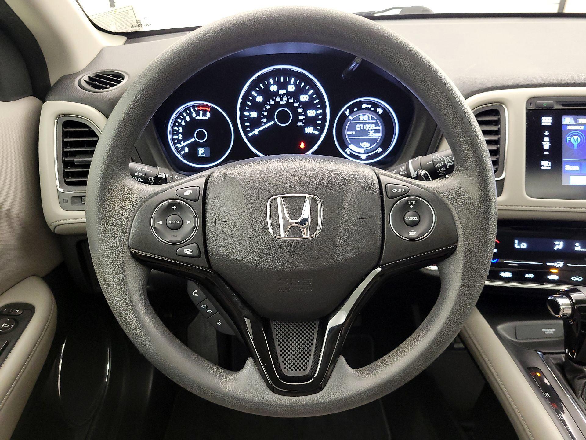 Thumbnail: 2016 Honda HR-V - 10