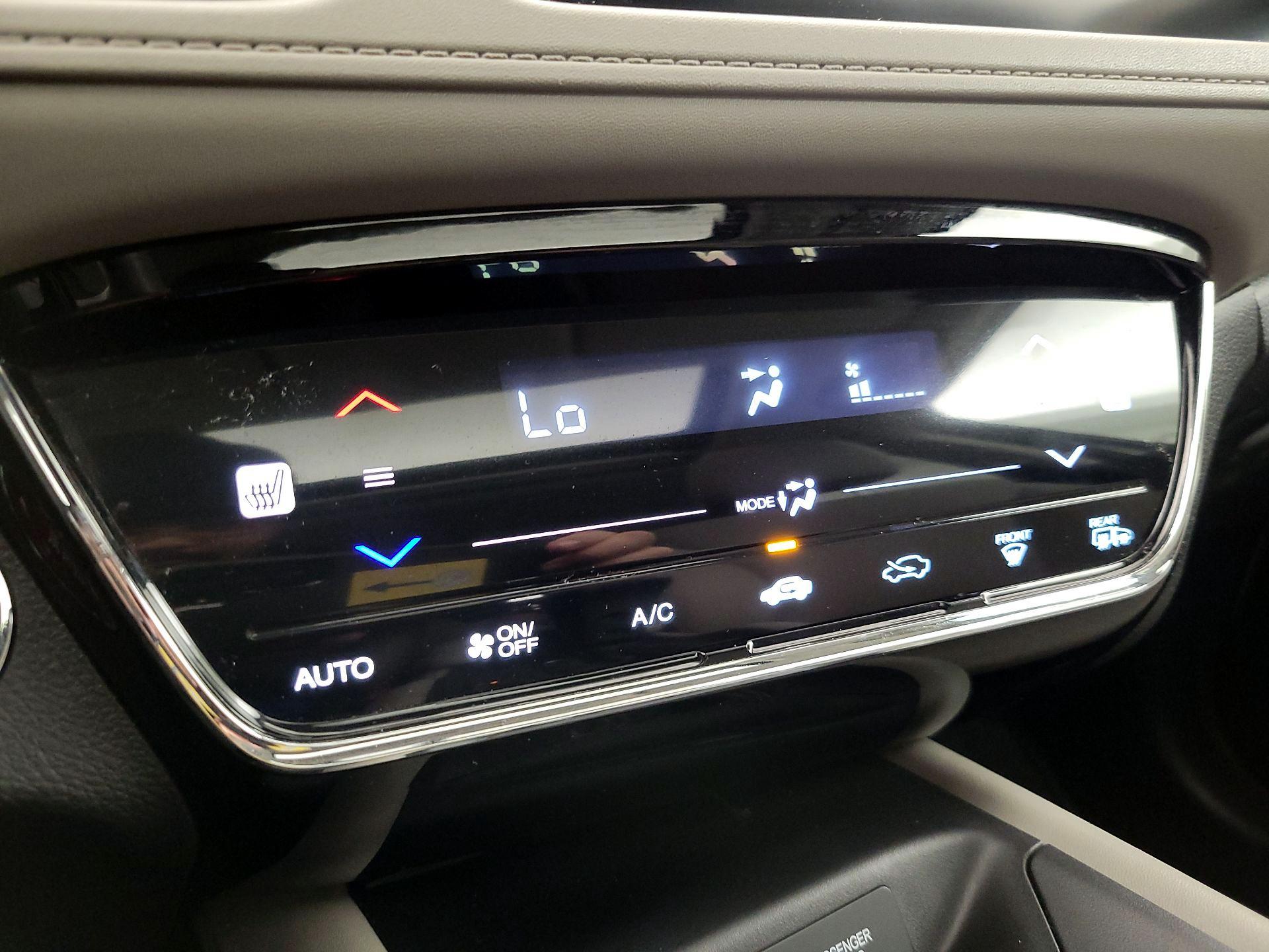 Thumbnail: 2016 Honda HR-V - 16