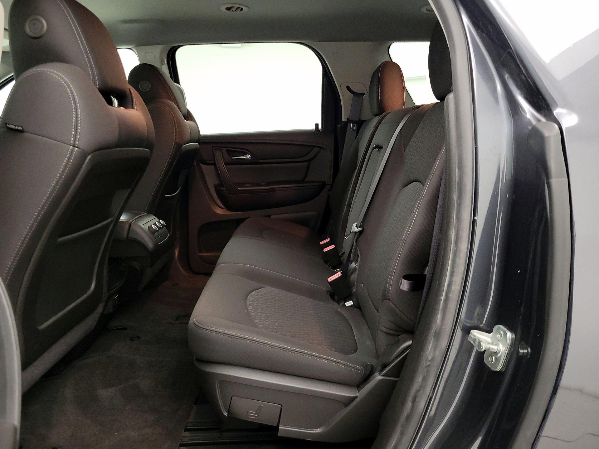 Thumbnail: 2014 GMC Acadia - 18