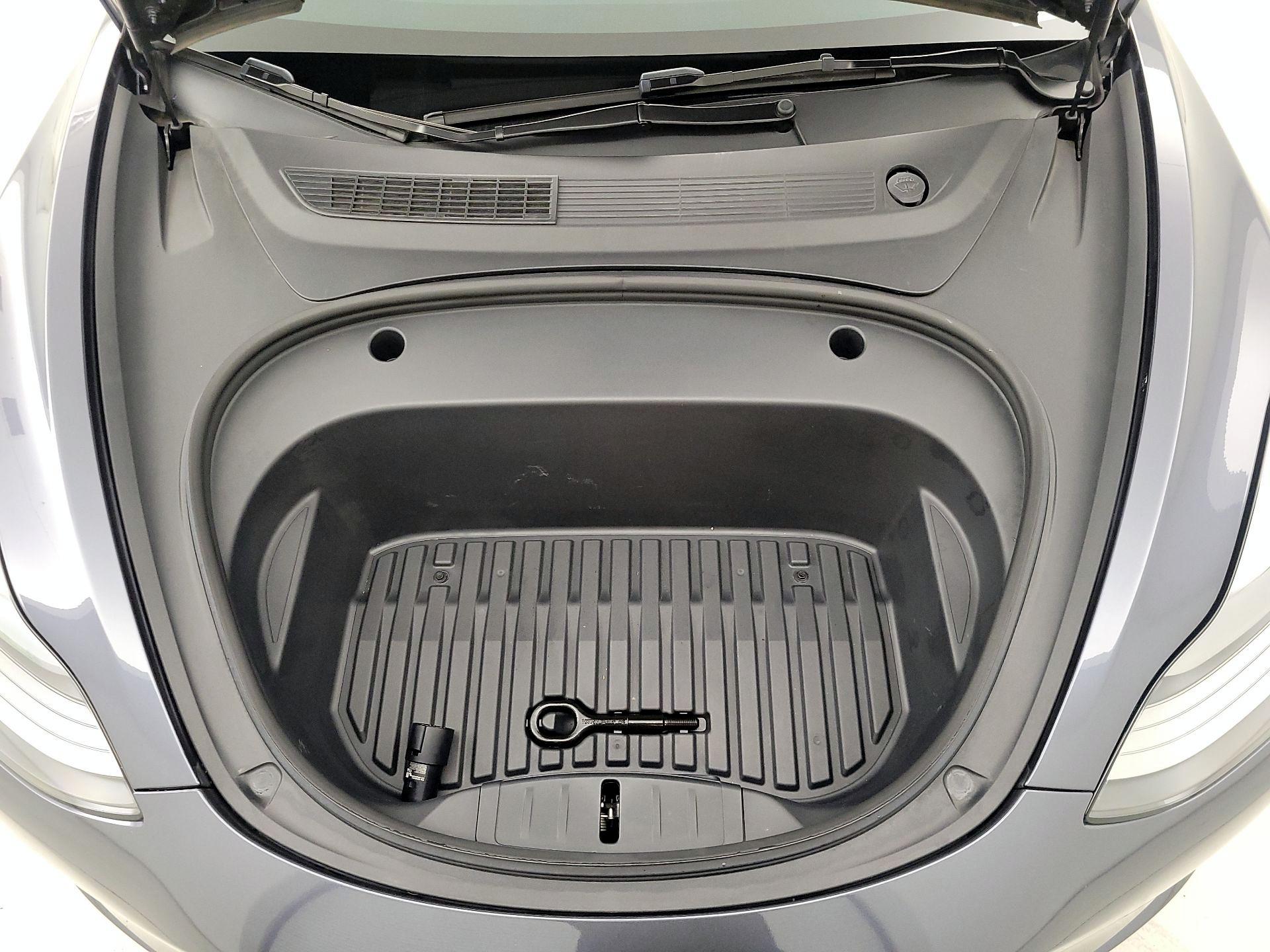 Thumbnail: 2023 Tesla Model 3 - 20