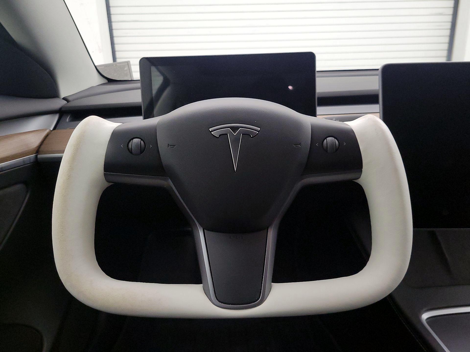 Thumbnail: 2022 Tesla Model 3 - 10