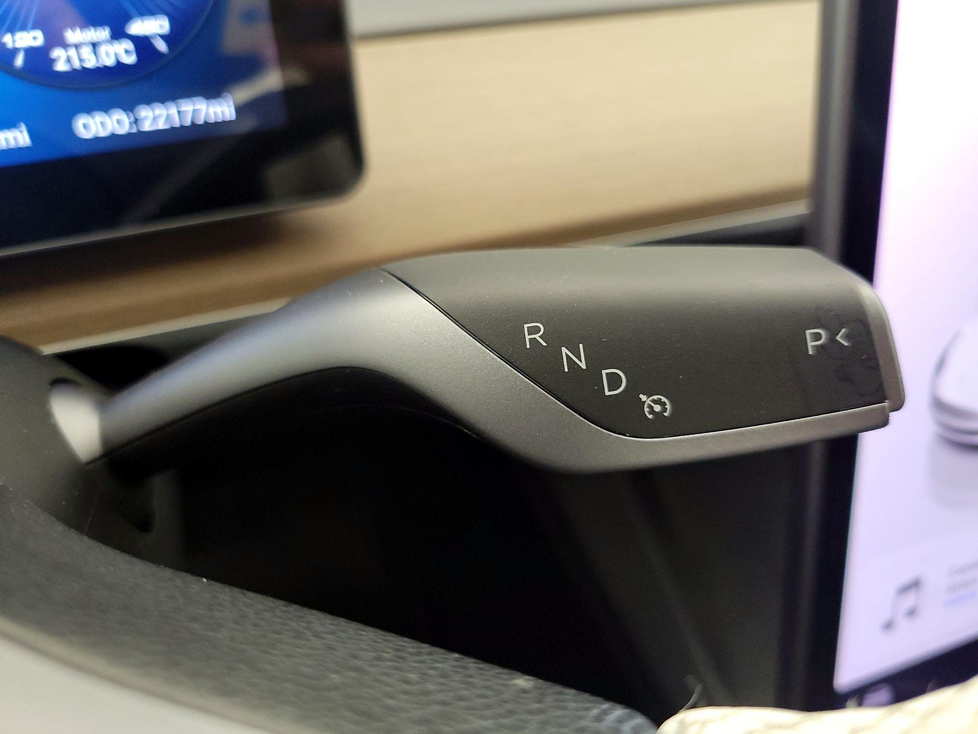 Thumbnail: 2022 Tesla Model 3 - 17