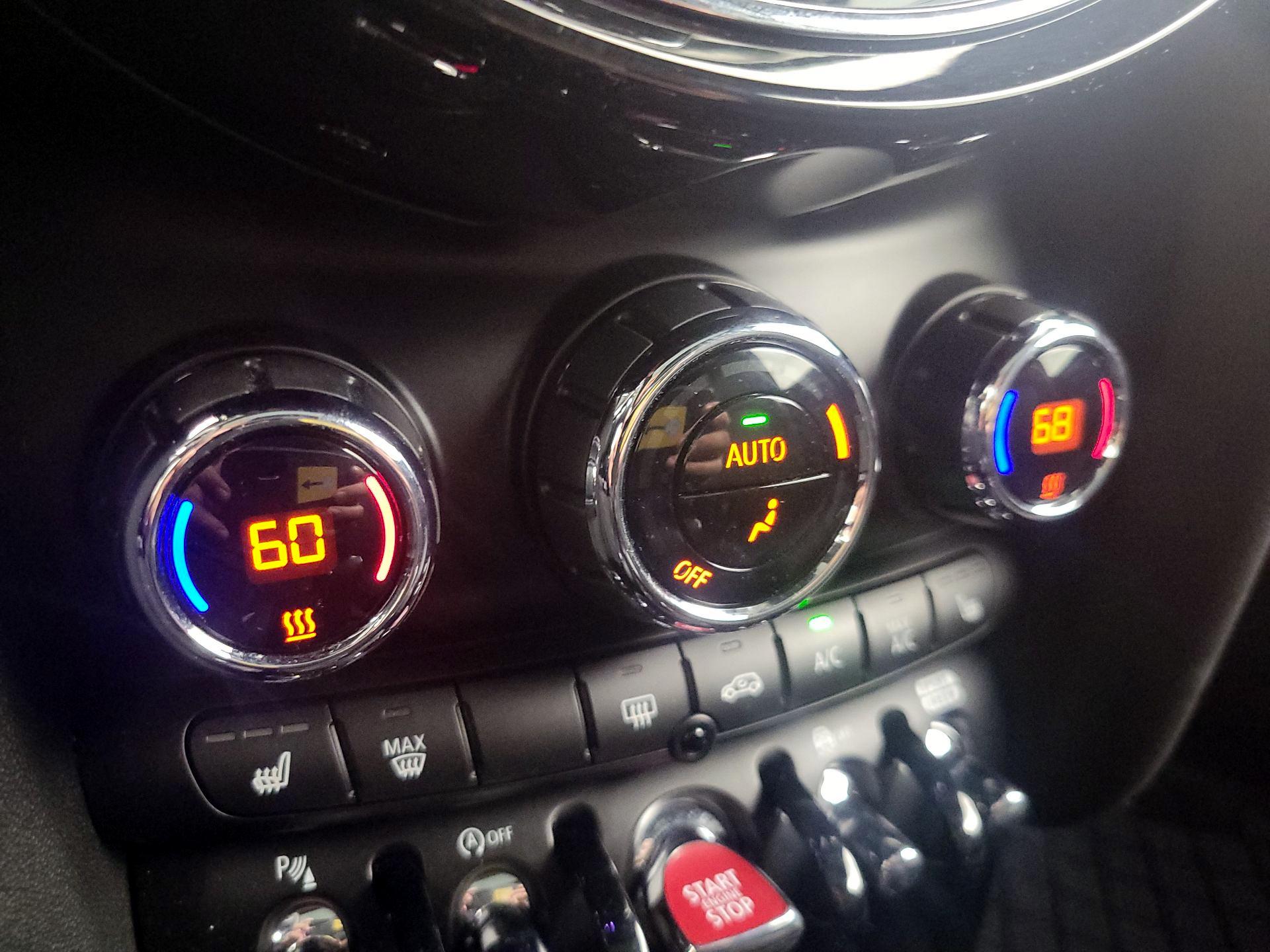 Thumbnail: 2024 MINI Cooper Hardtop - 17