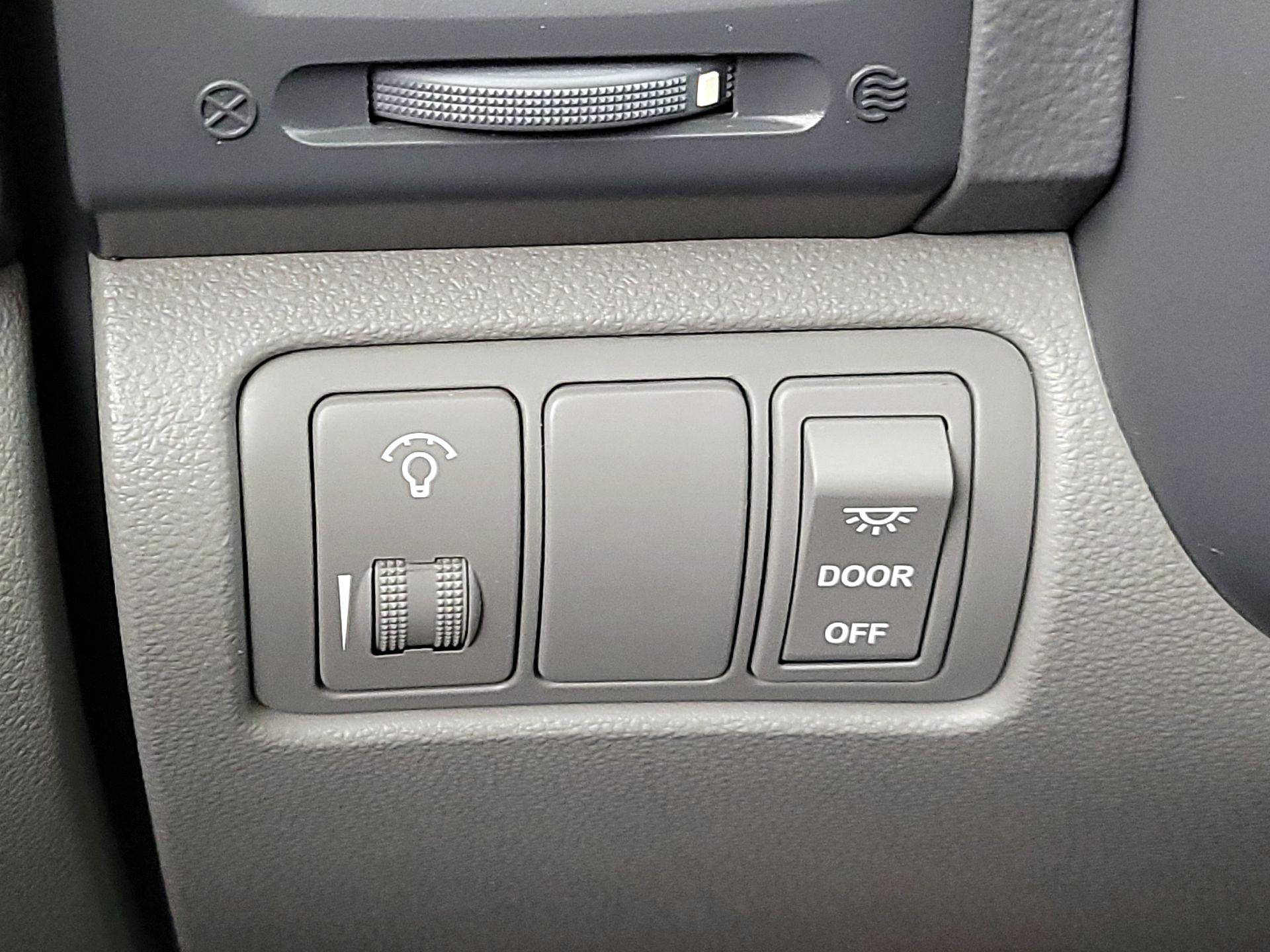 Thumbnail: 2014 Kia Sedona - 13