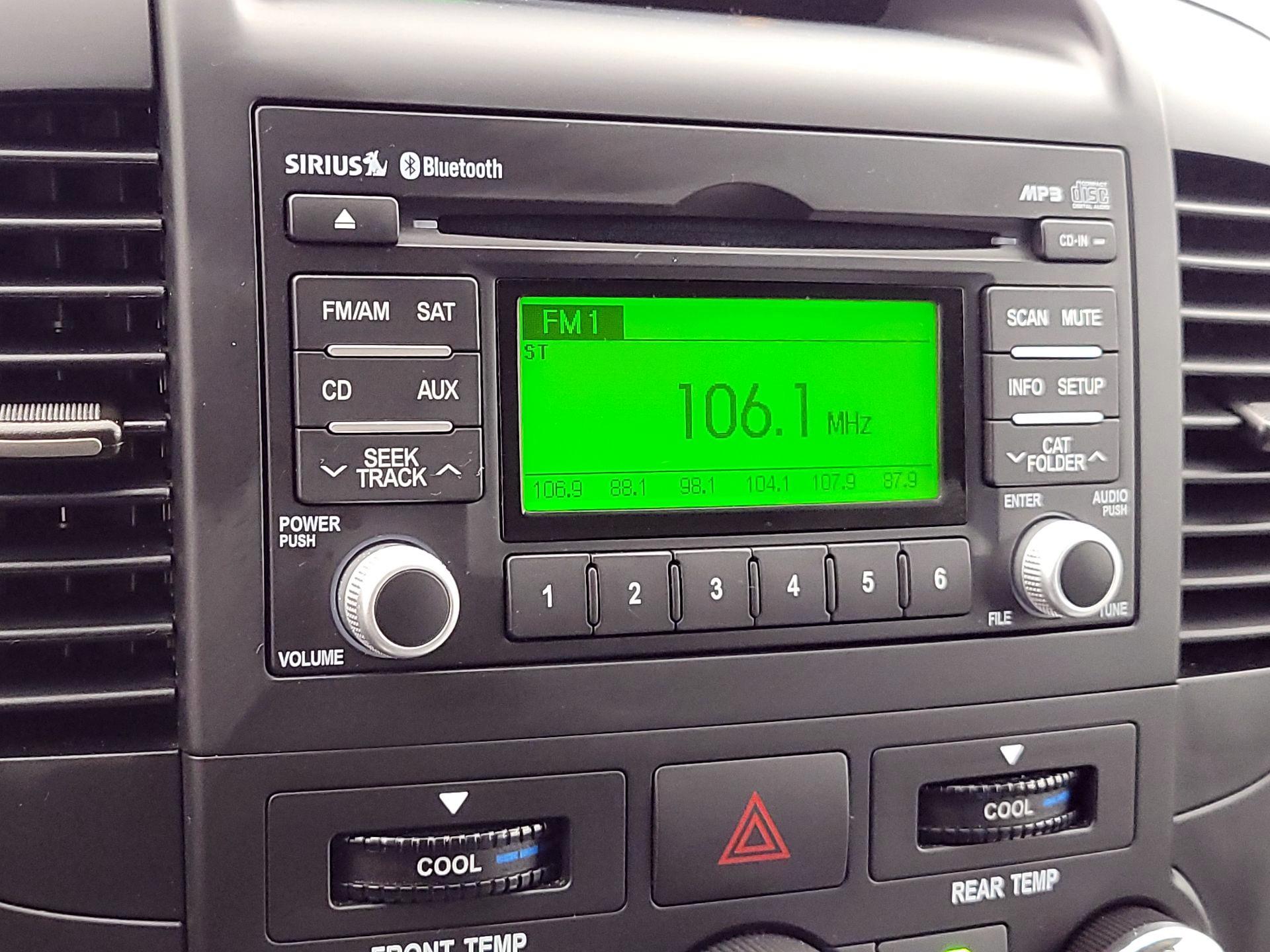 Thumbnail: 2014 Kia Sedona - 14