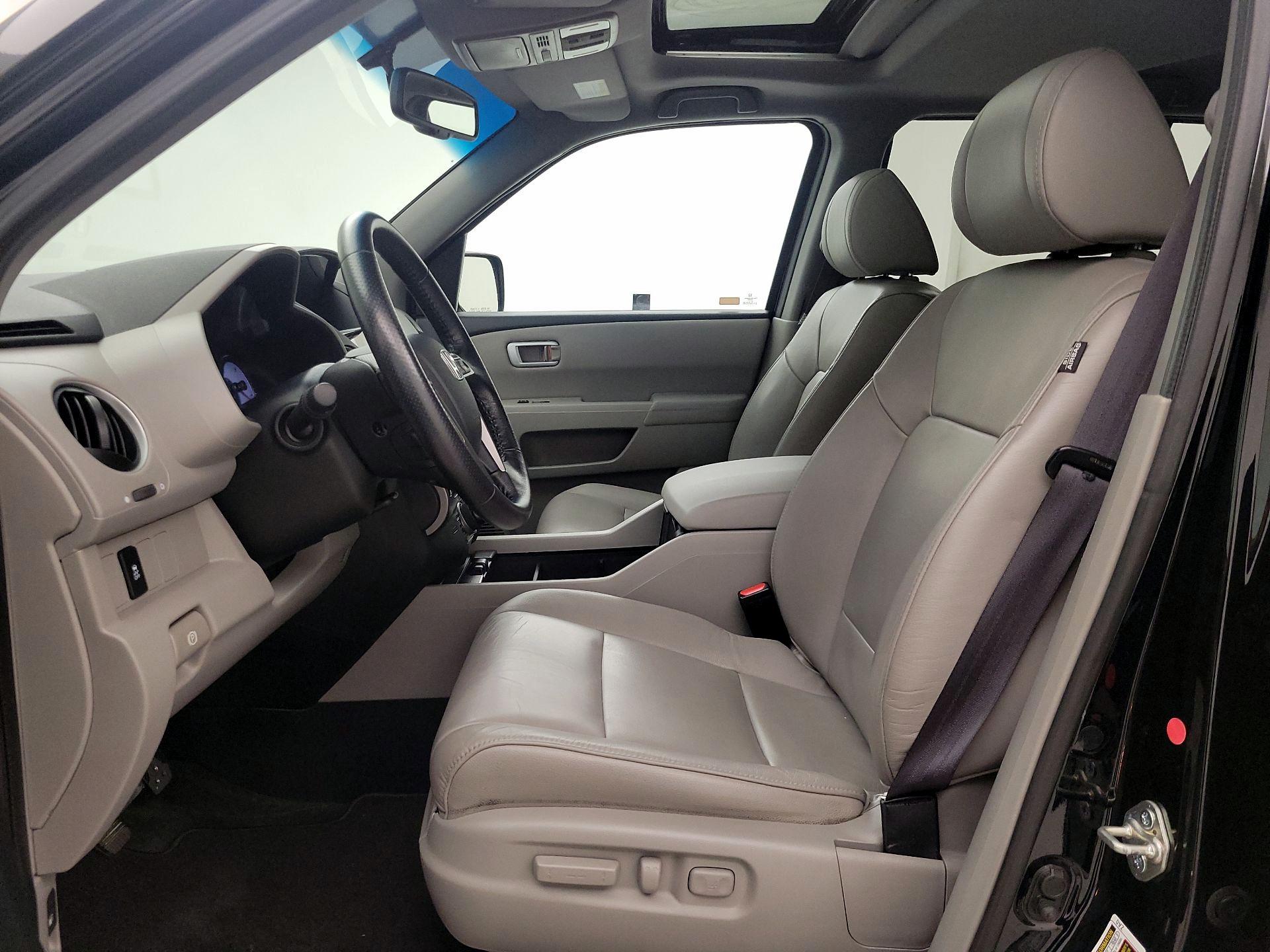 Thumbnail: 2015 Honda Pilot - 11