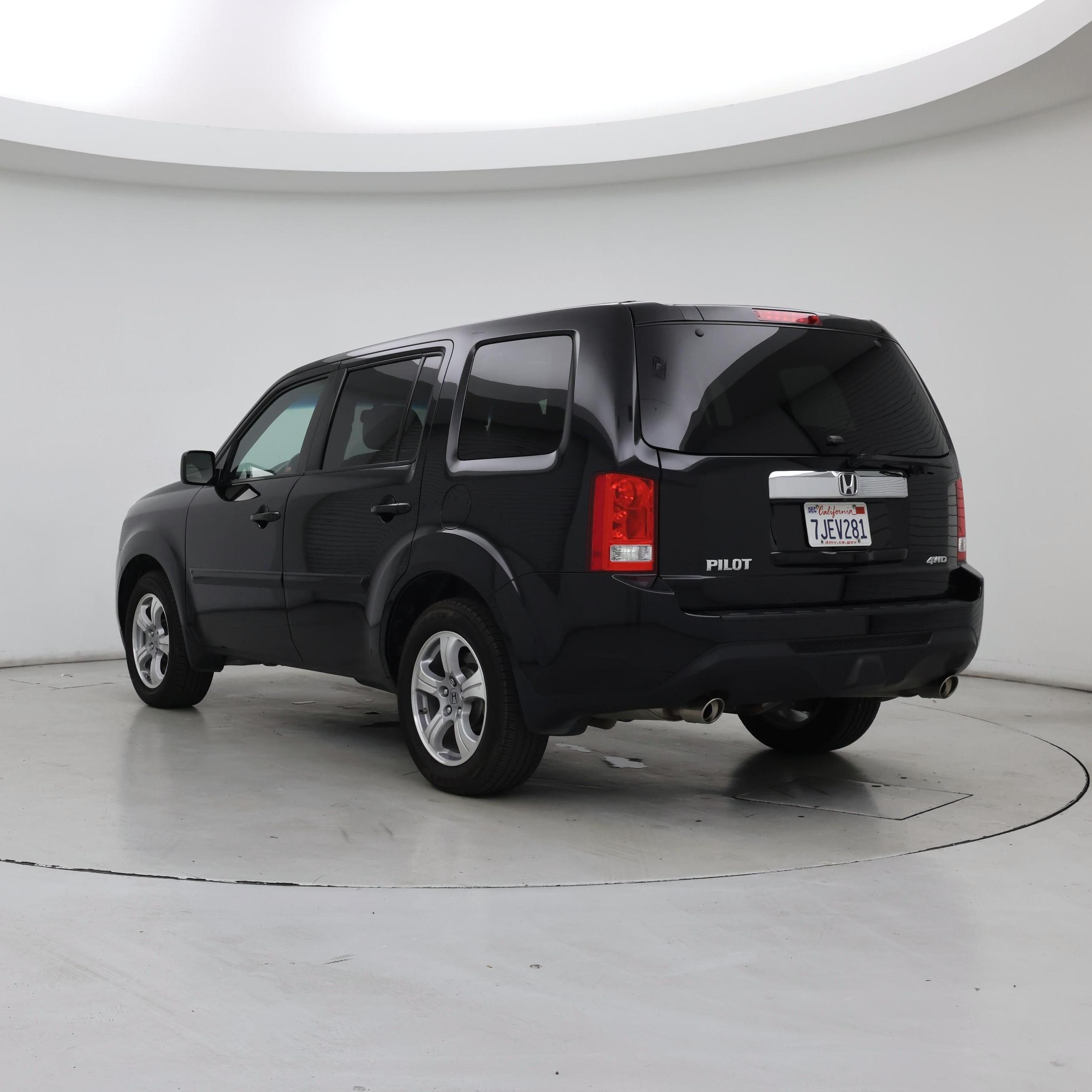 Thumbnail: 2015 Honda Pilot - 2