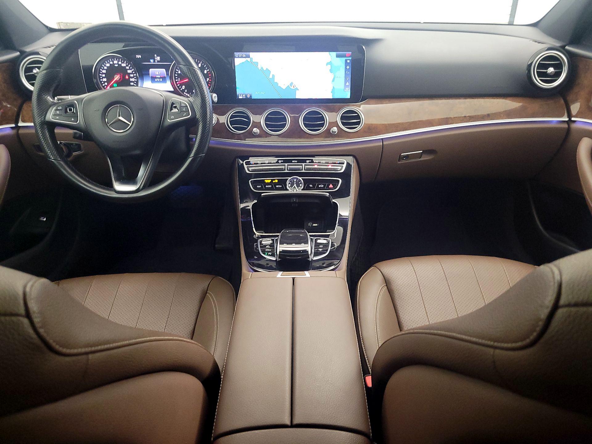 Thumbnail: 2017 Mercedes-Benz E-Class - 9