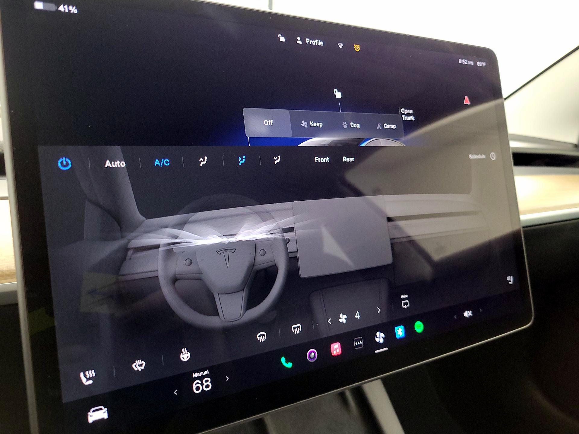 Thumbnail: 2023 Tesla Model 3 - 16