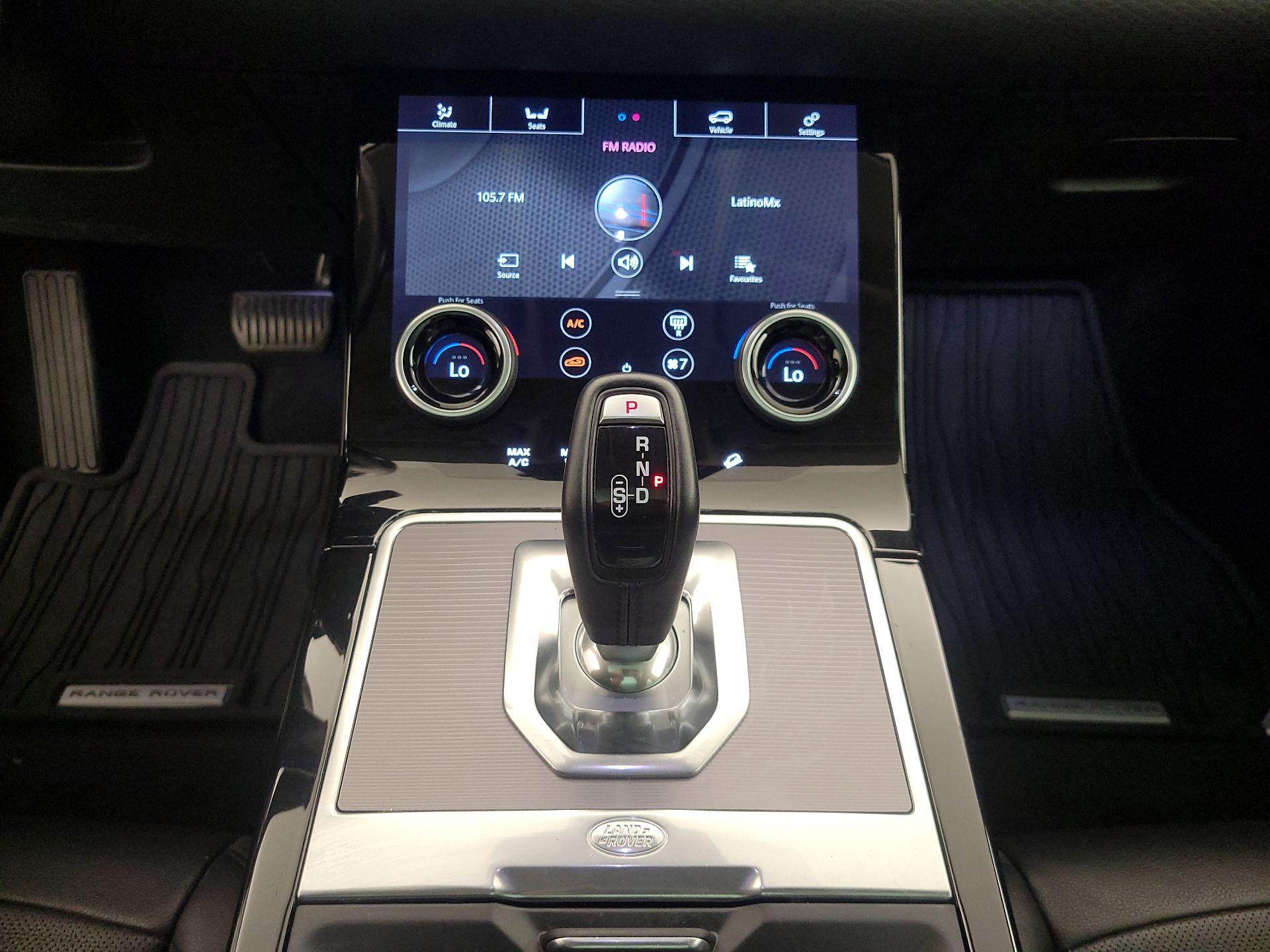 Thumbnail: 2020 Land Rover Range Rover Evoque - 17