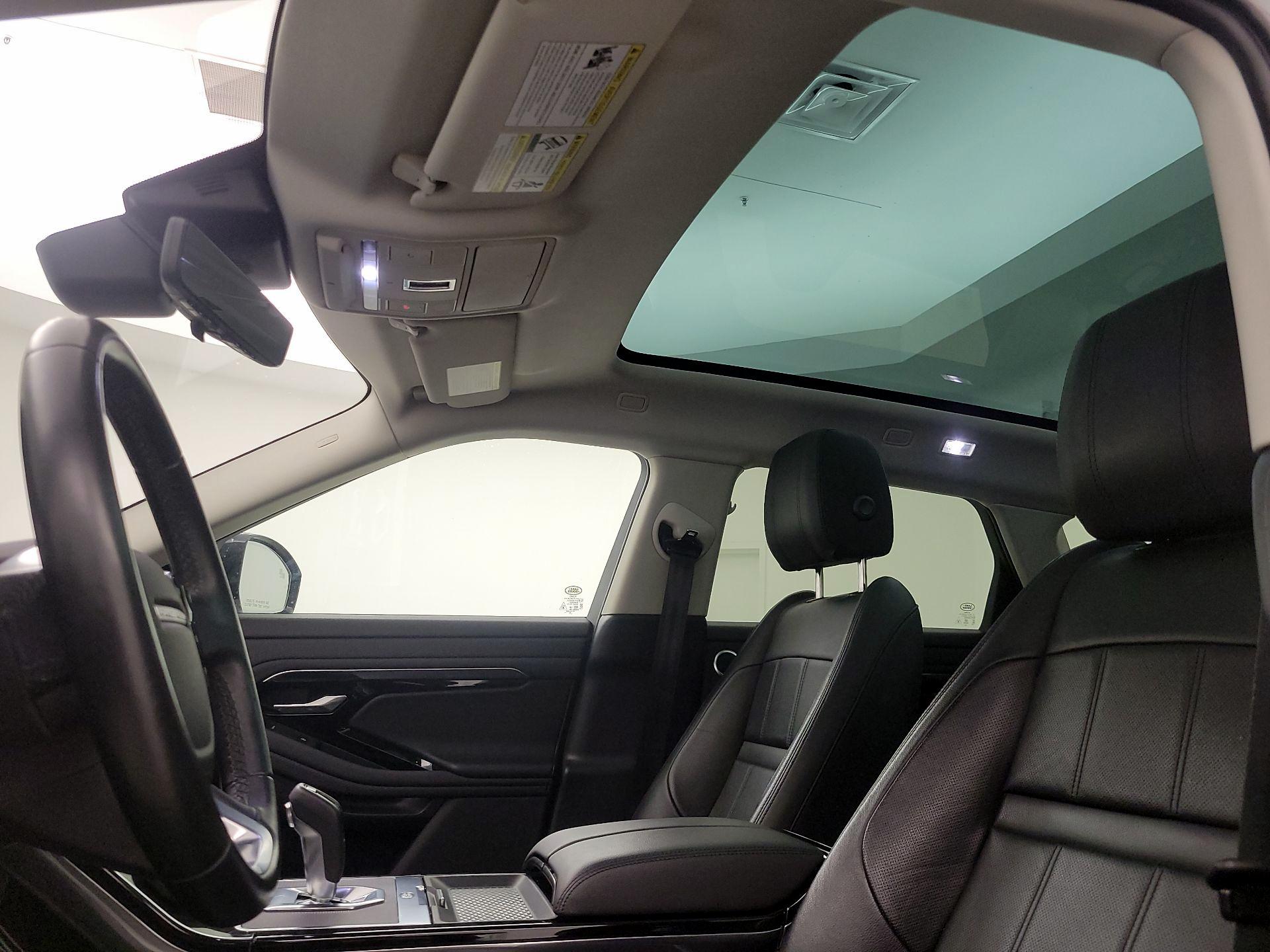 Thumbnail: 2020 Land Rover Range Rover Evoque - 19