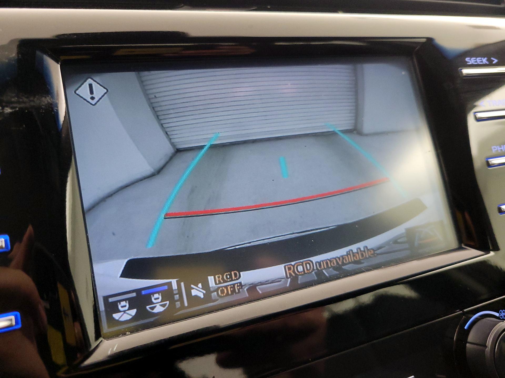 Thumbnail: 2018 Toyota Camry - 14