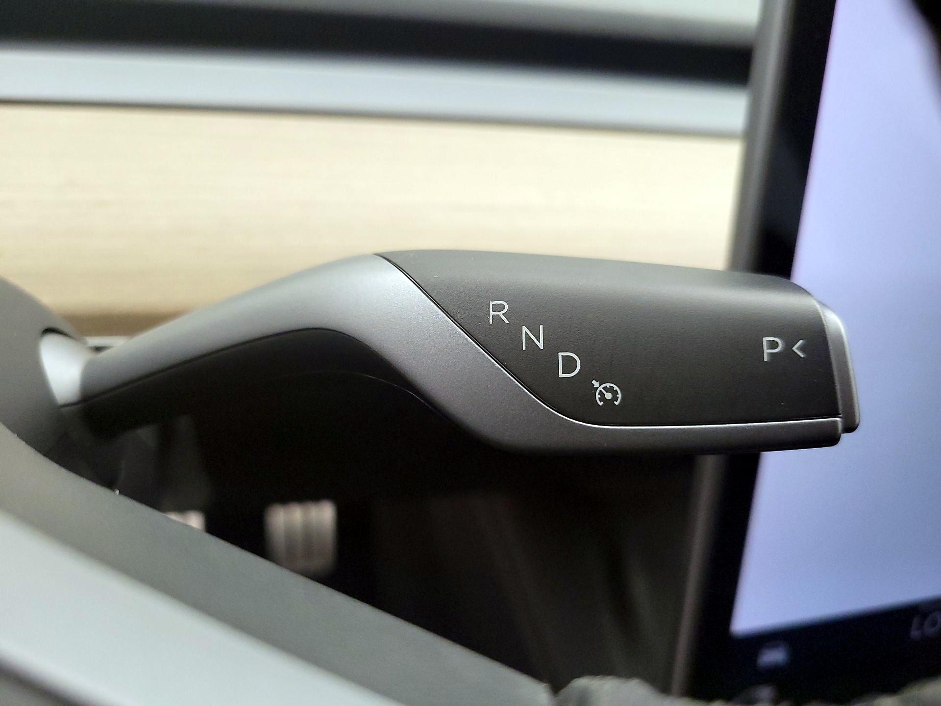 Thumbnail: 2022 Tesla Model 3 - 17