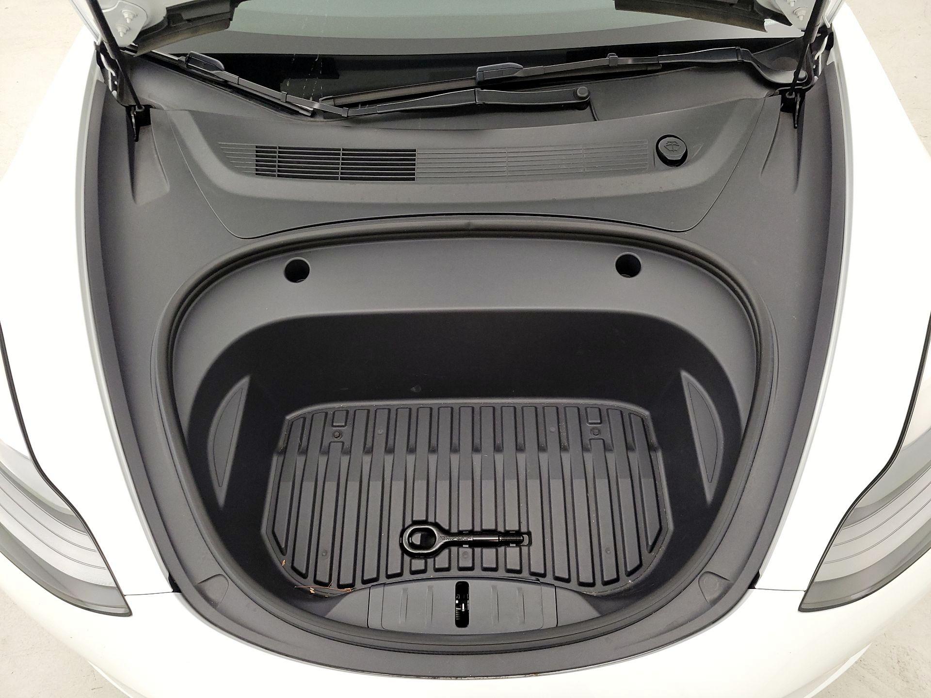 Thumbnail: 2023 Tesla Model 3 - 20