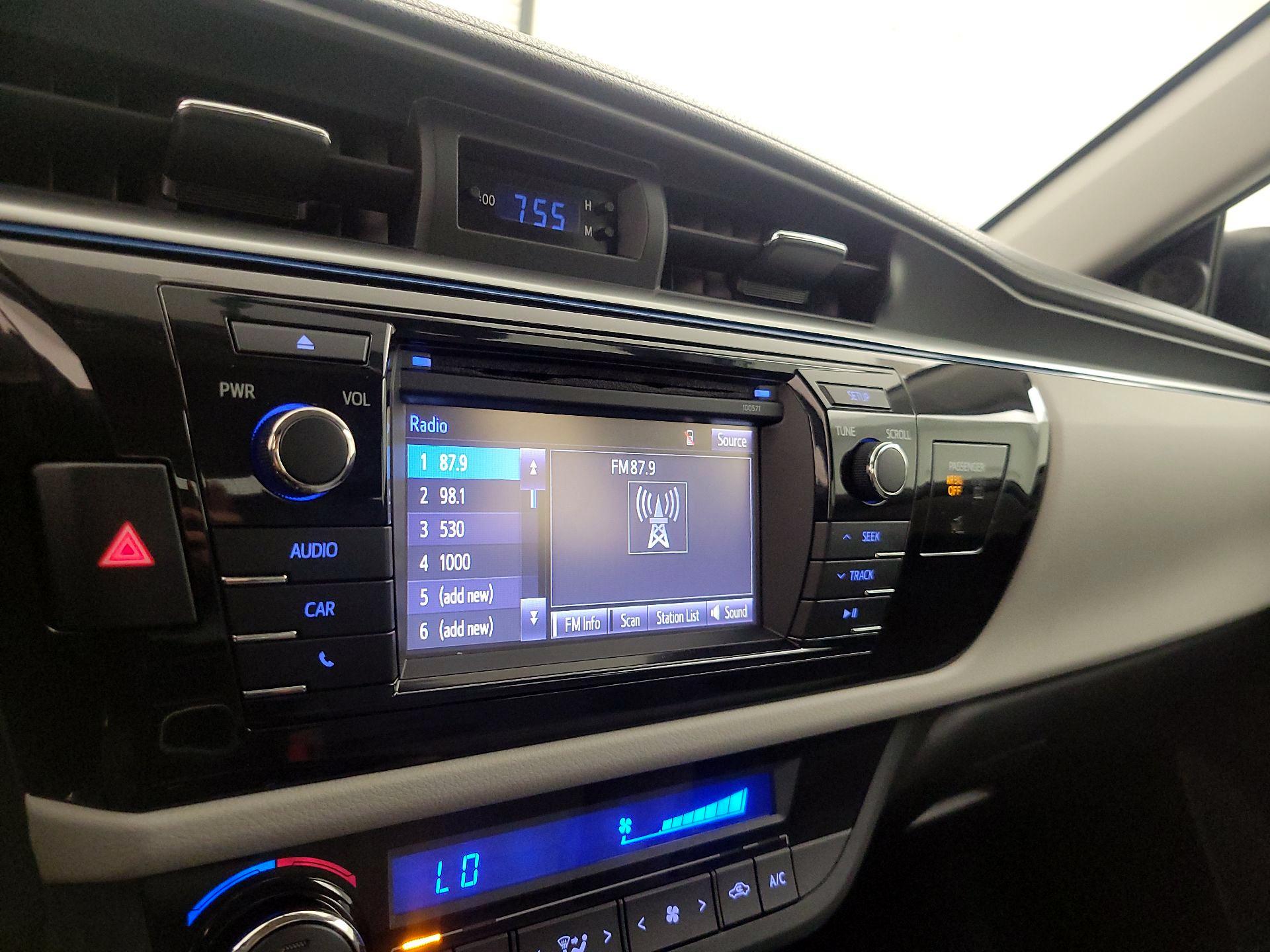 Thumbnail: 2016 Toyota Corolla - 15