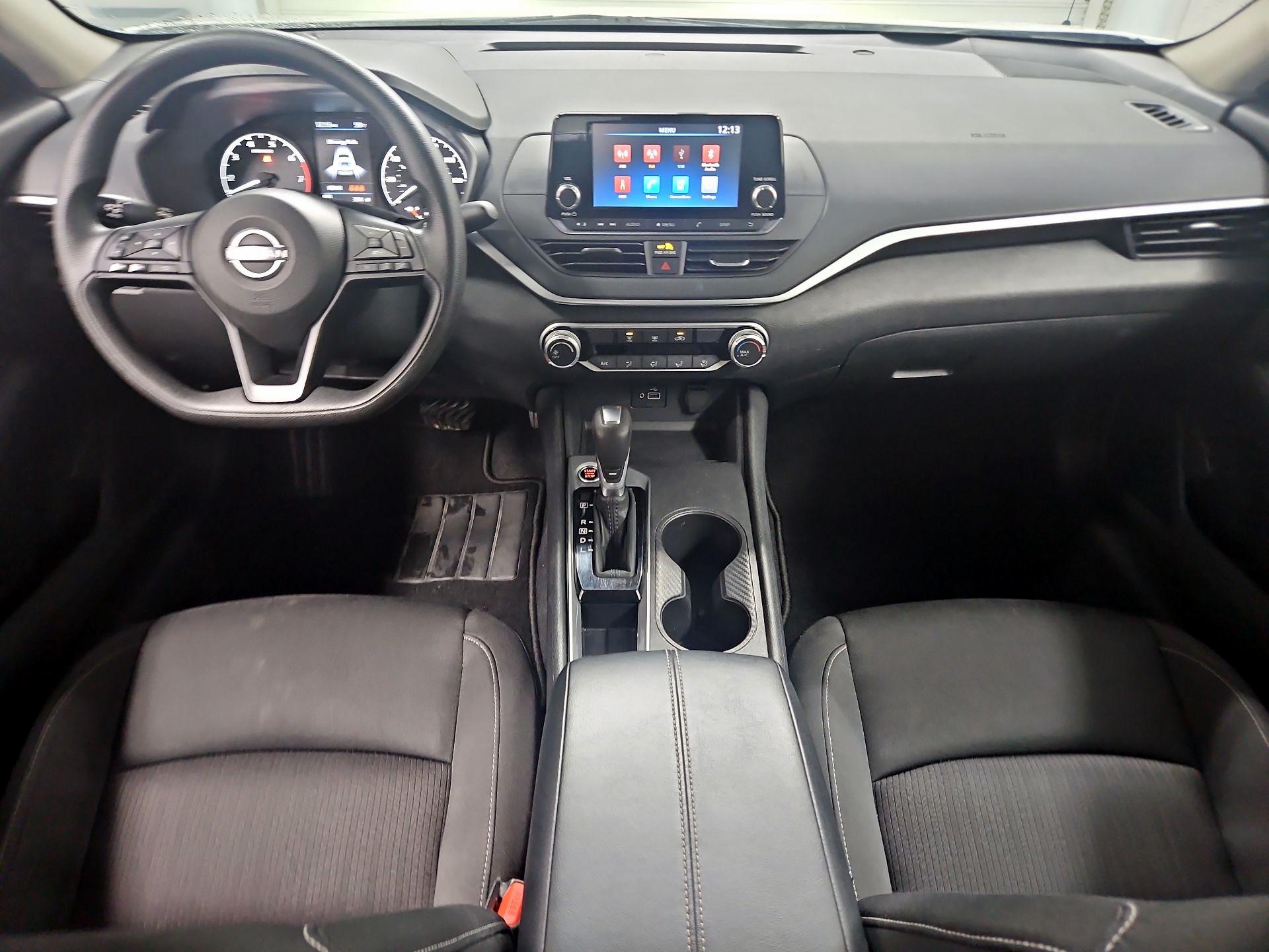 Thumbnail: 2023 Nissan Altima - 9