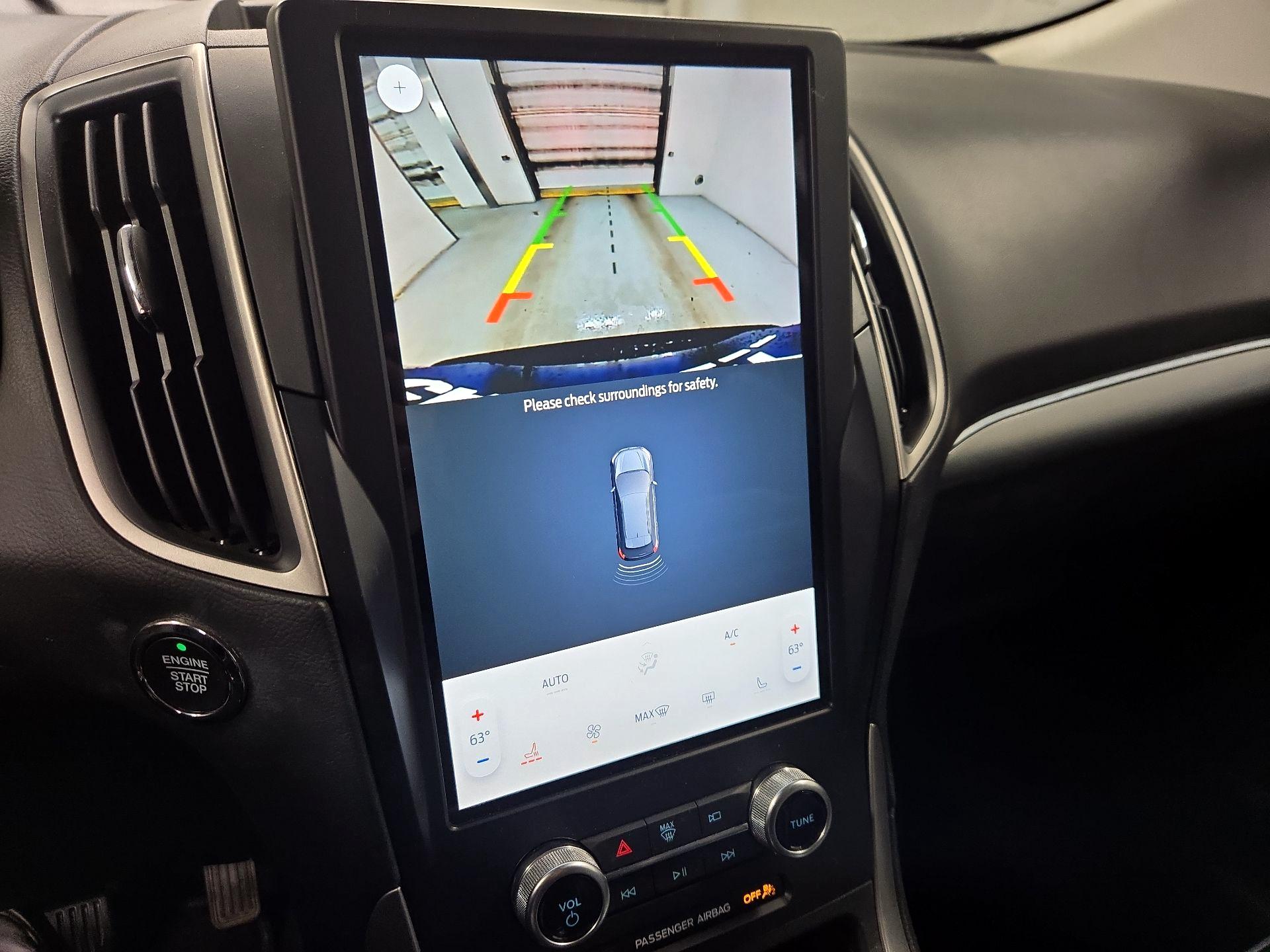 Thumbnail: 2022 Ford Edge - 14