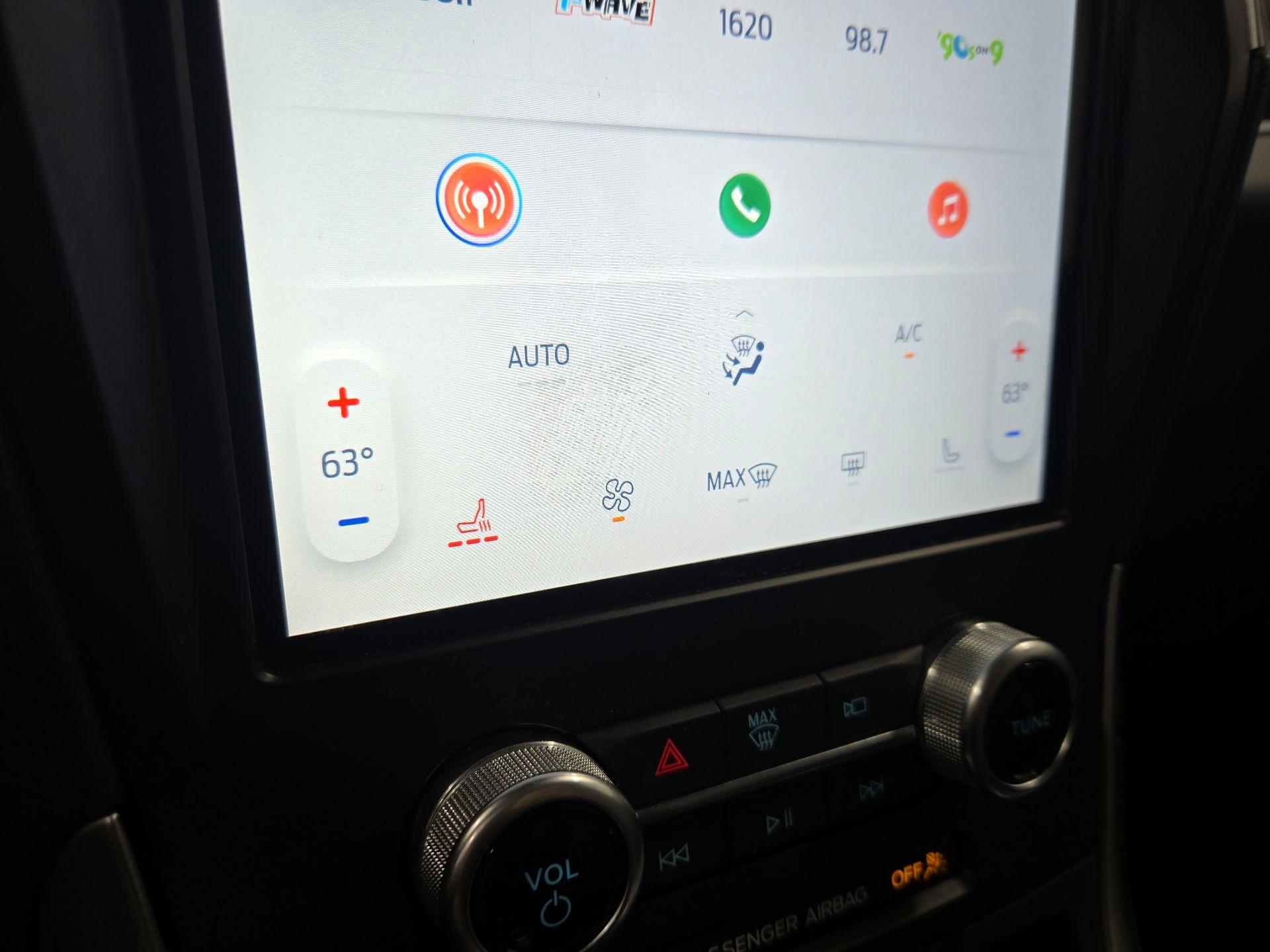 Thumbnail: 2022 Ford Edge - 16