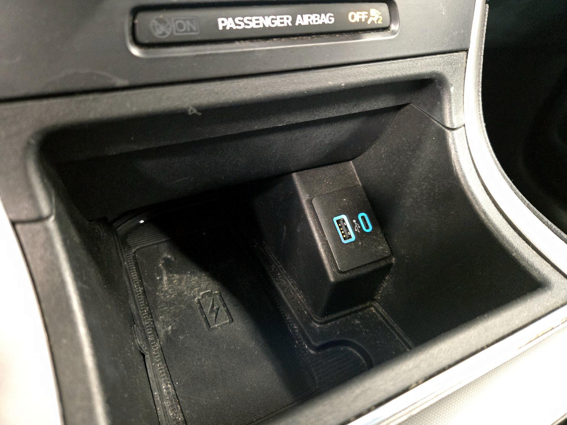 Thumbnail: 2022 Ford Edge - 18