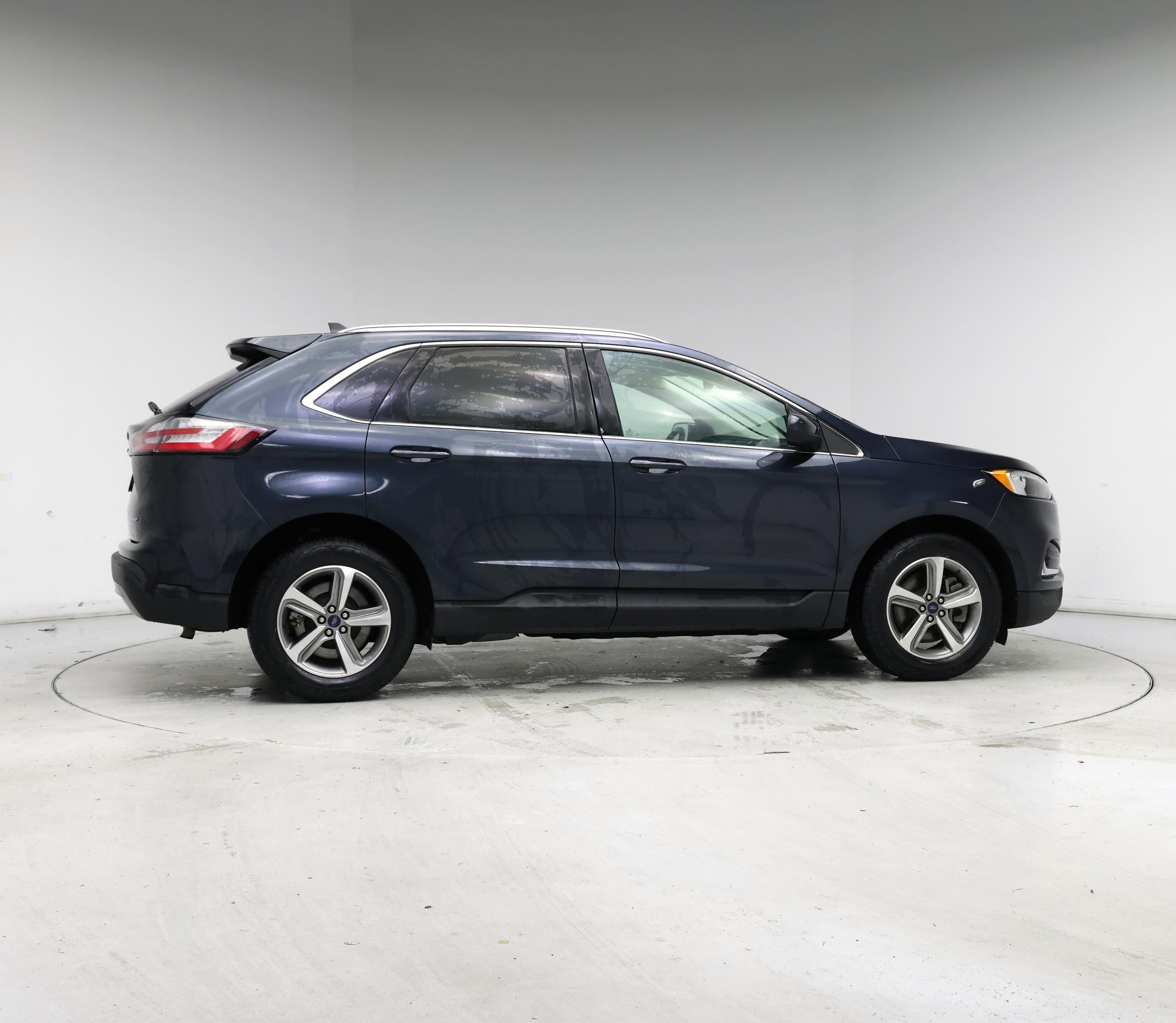 Thumbnail: 2022 Ford Edge - 7