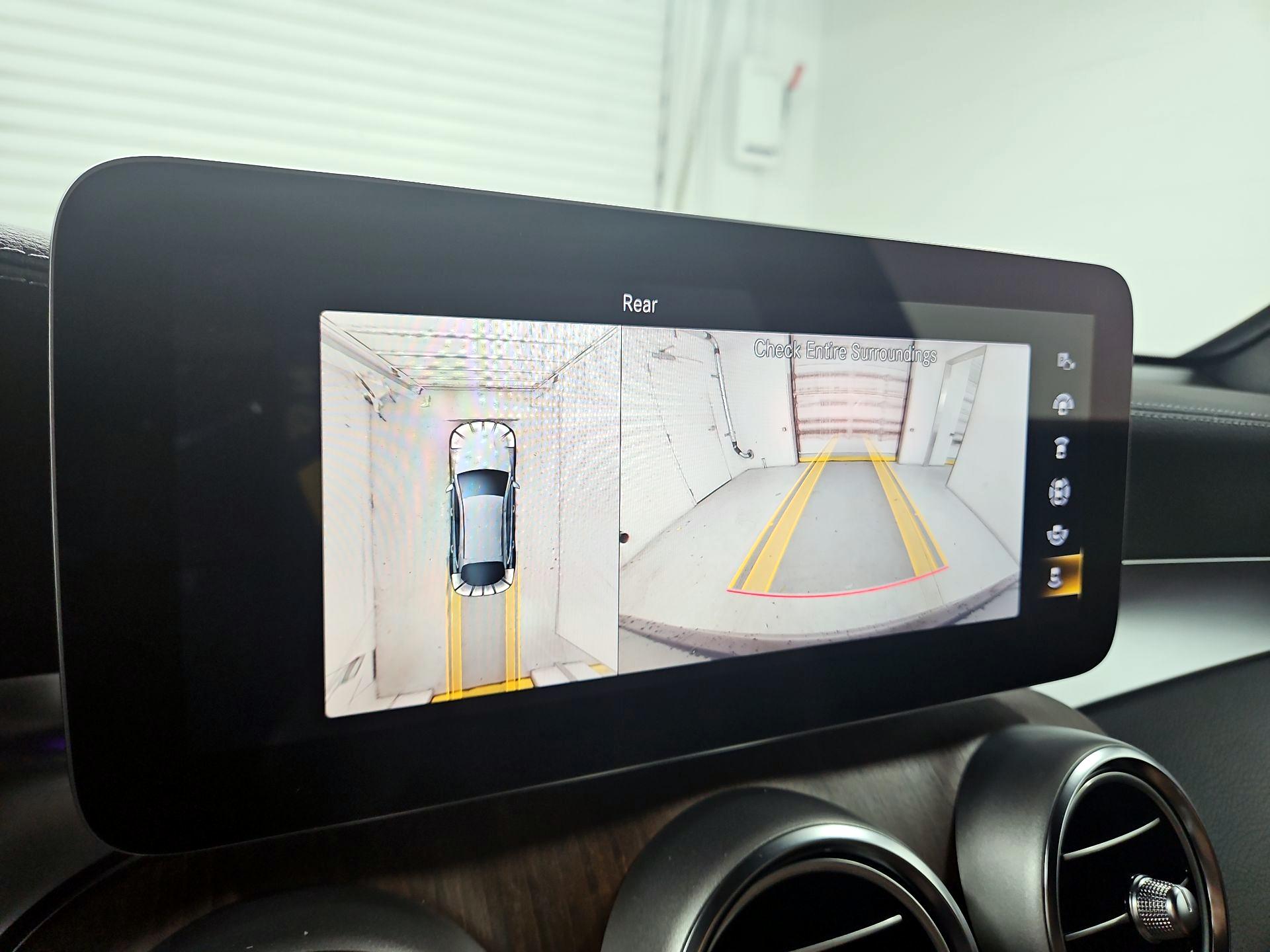 Thumbnail: 2022 Mercedes-Benz GLC - 15