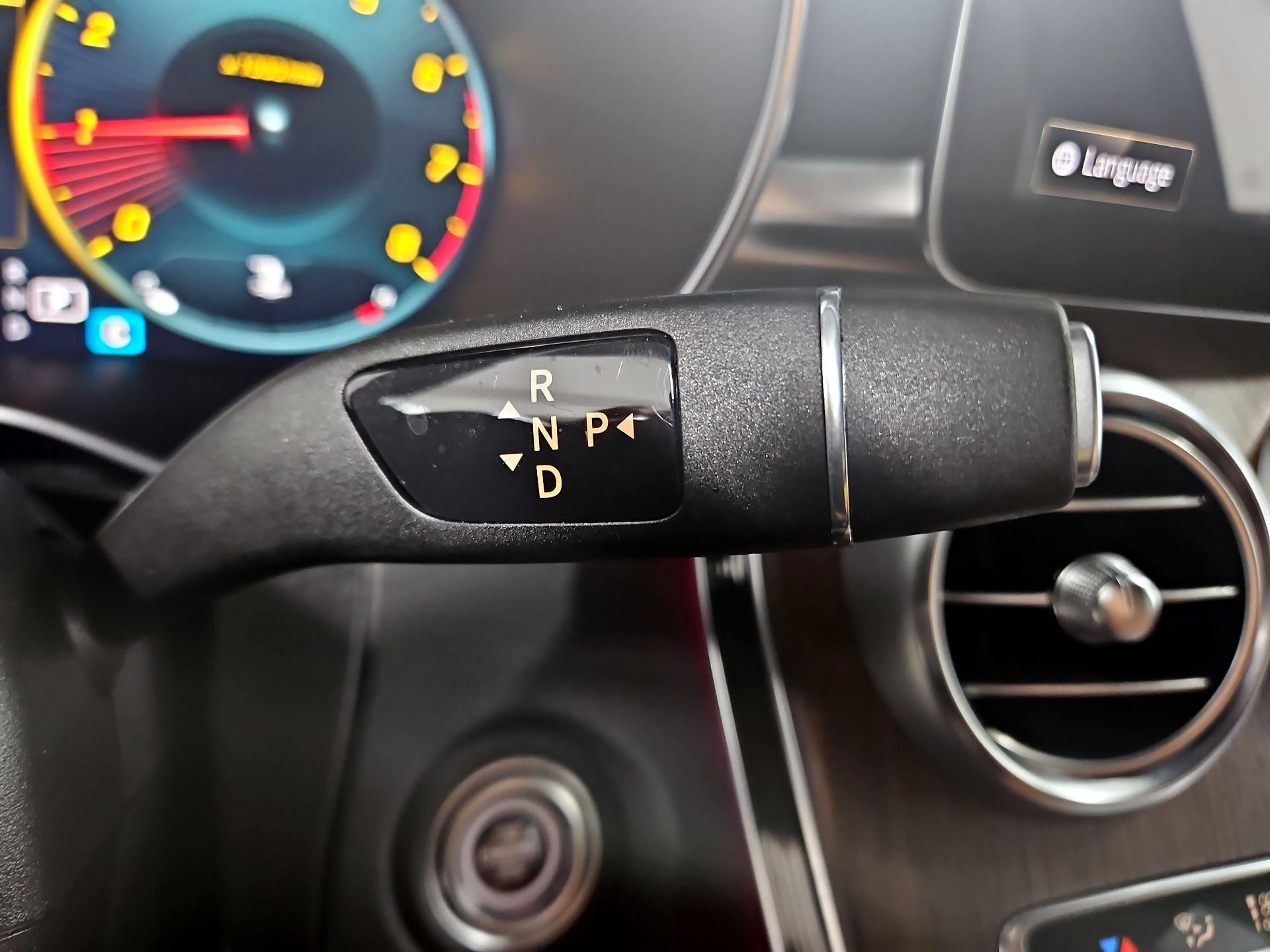 Thumbnail: 2022 Mercedes-Benz GLC - 18