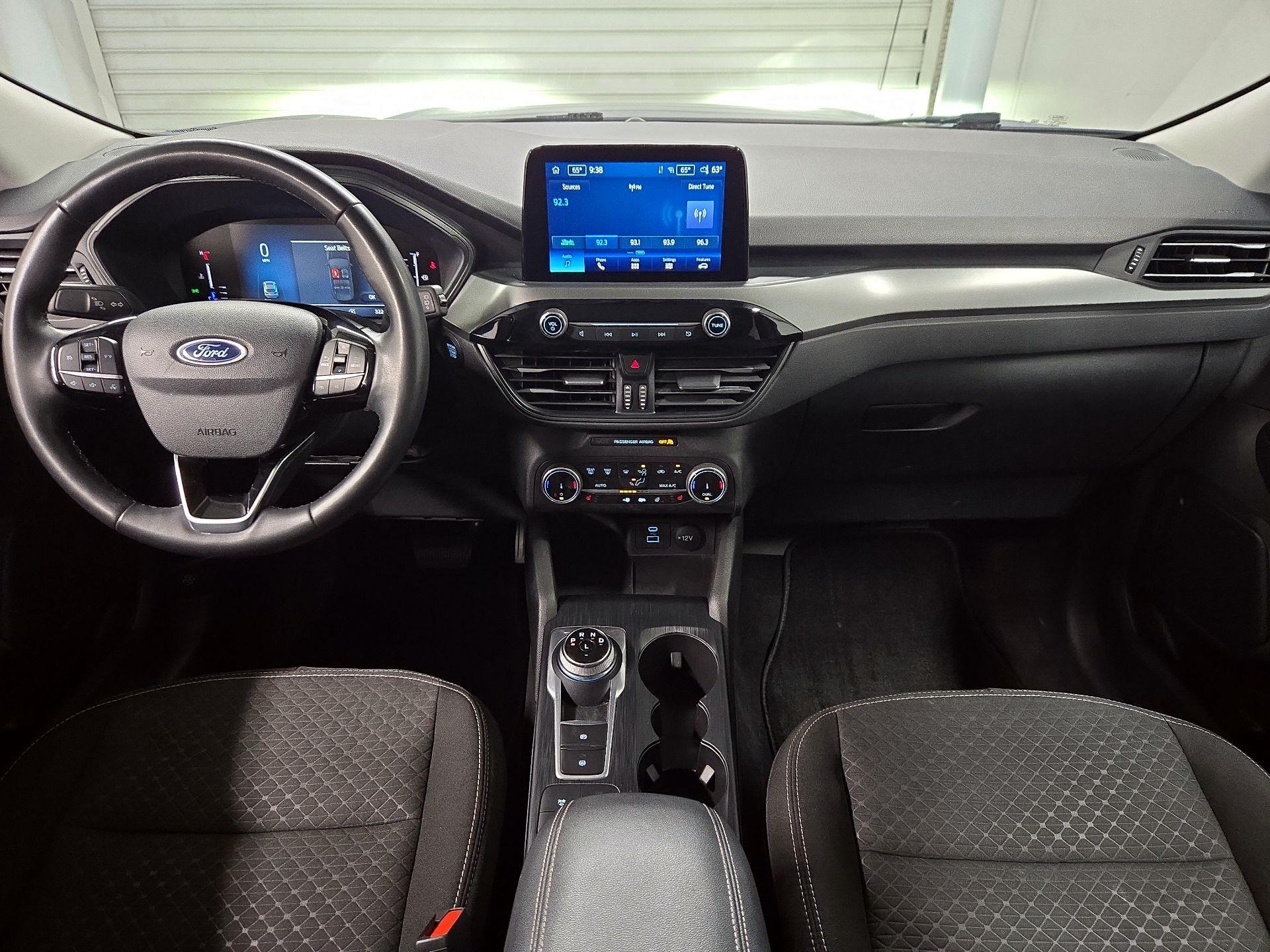 Thumbnail: 2023 Ford Escape - 9