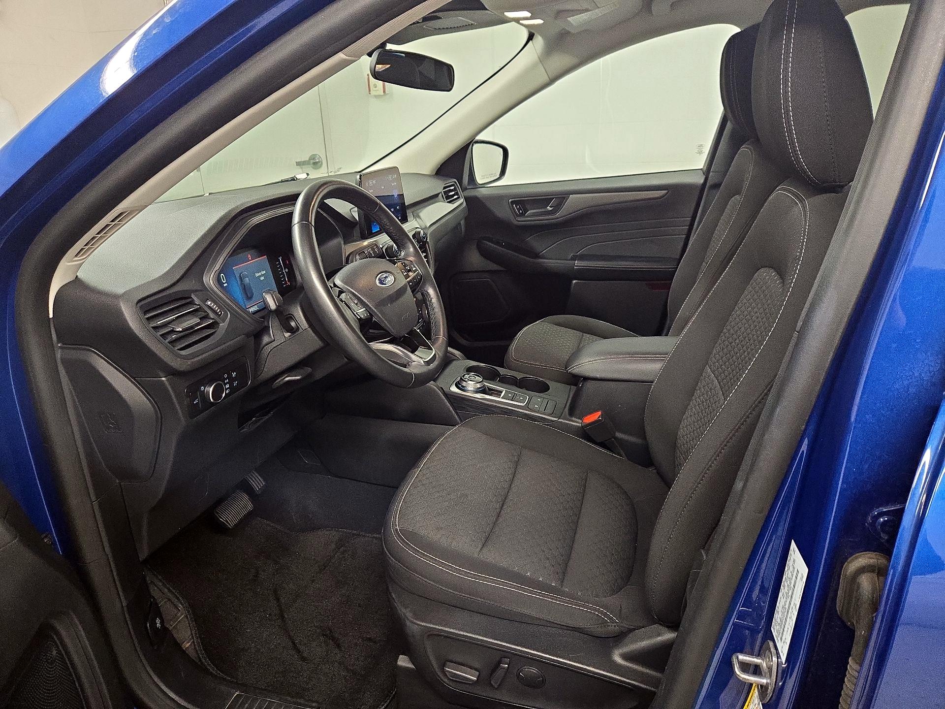 Thumbnail: 2023 Ford Escape - 11