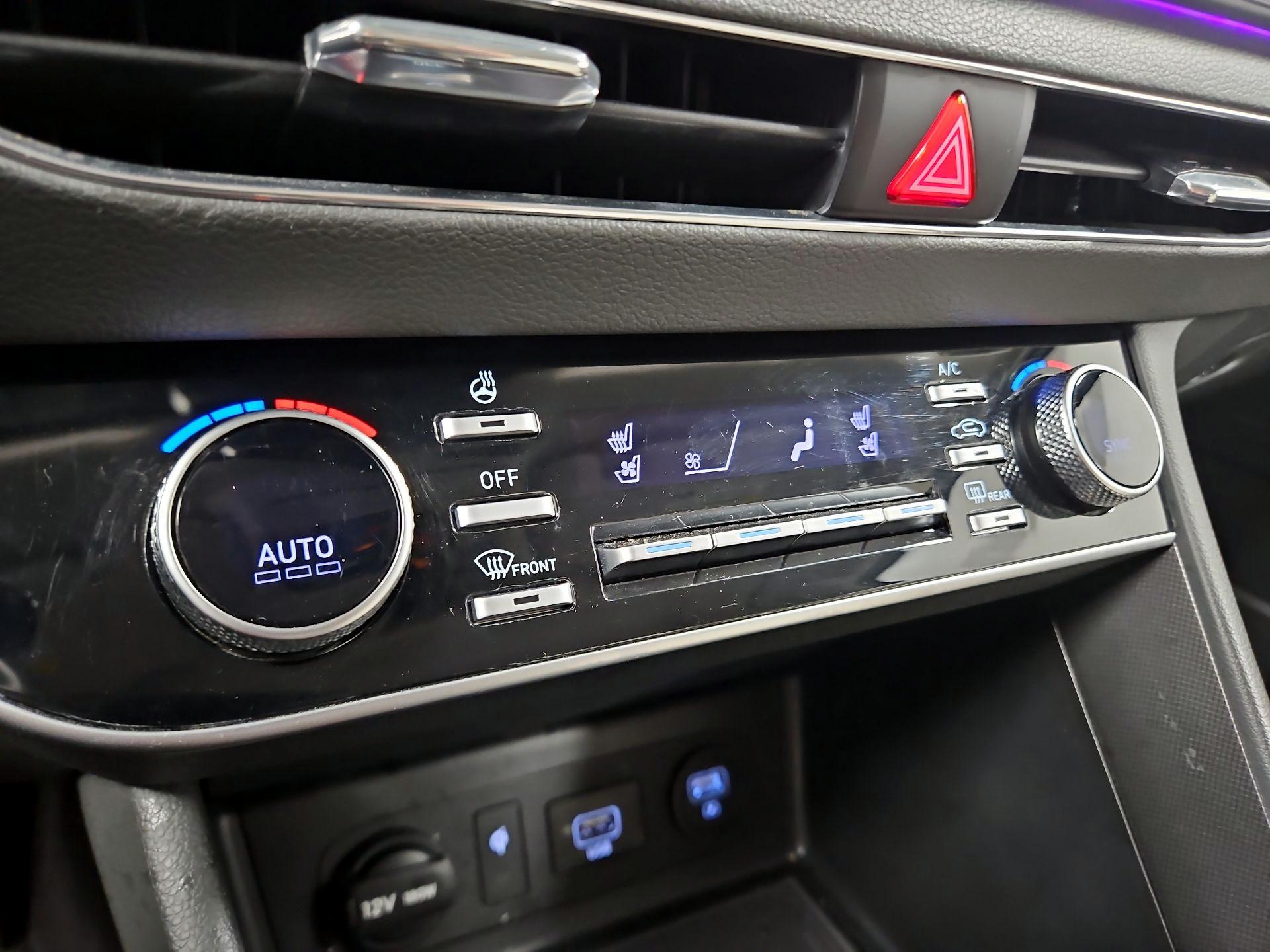 Thumbnail: 2023 Hyundai Sonata - 17