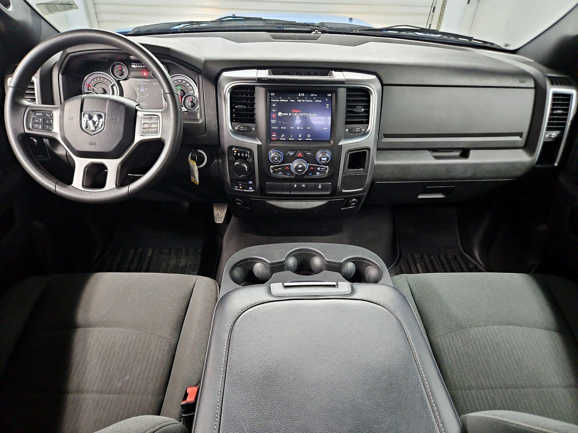 Thumbnail: 2021 RAM 1500 Classic - 9