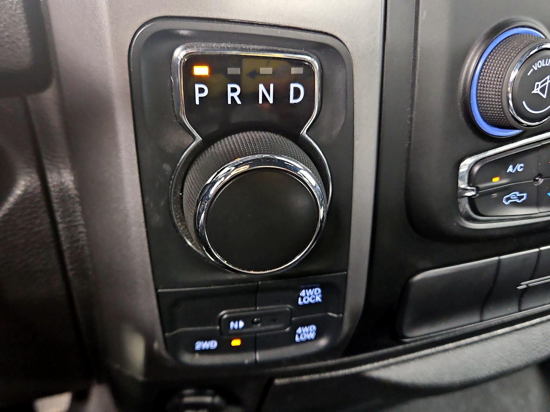 Thumbnail: 2021 RAM 1500 Classic - 17