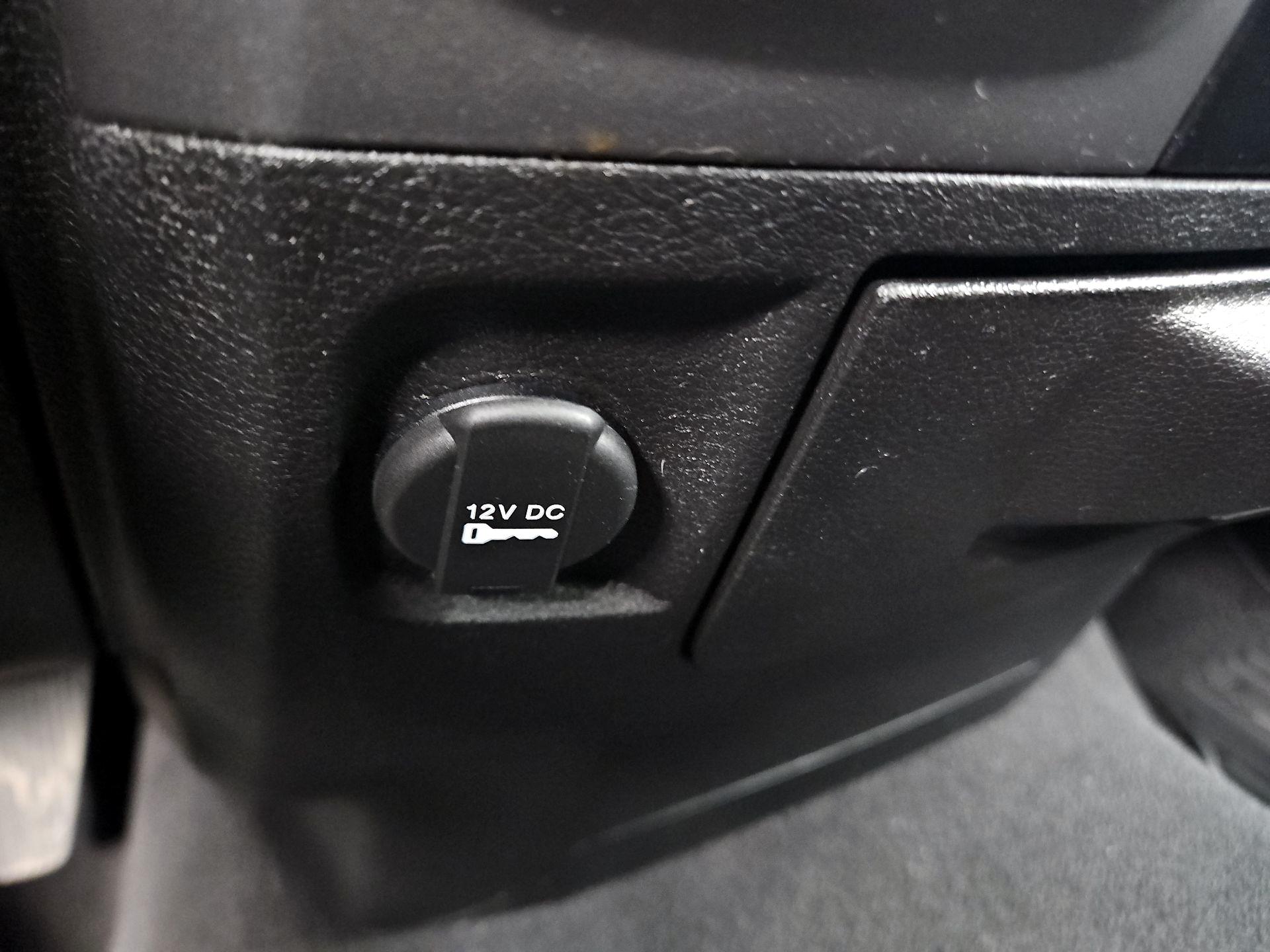 Thumbnail: 2021 RAM 1500 Classic - 18