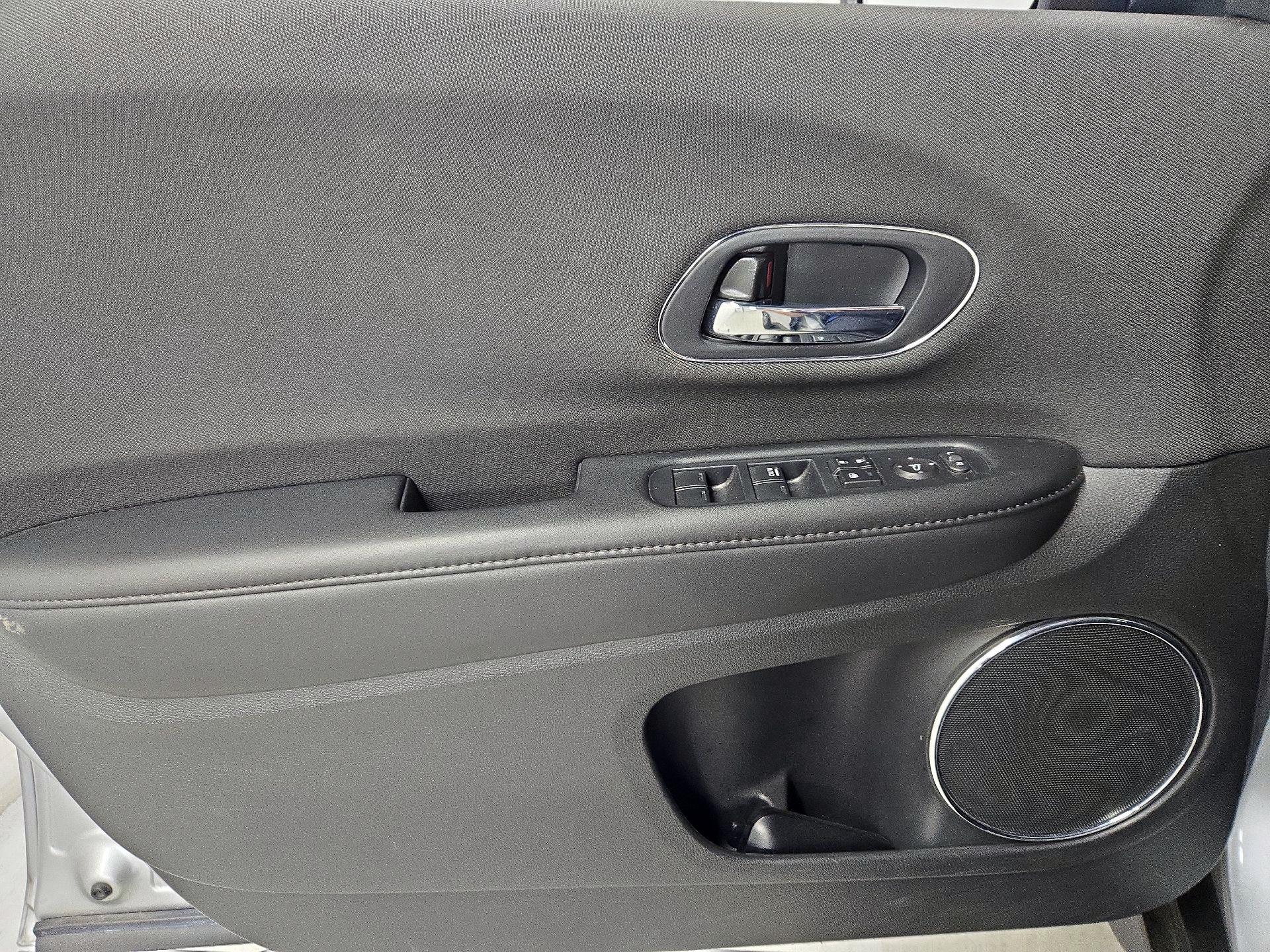 Thumbnail: 2022 Honda HR-V - 12