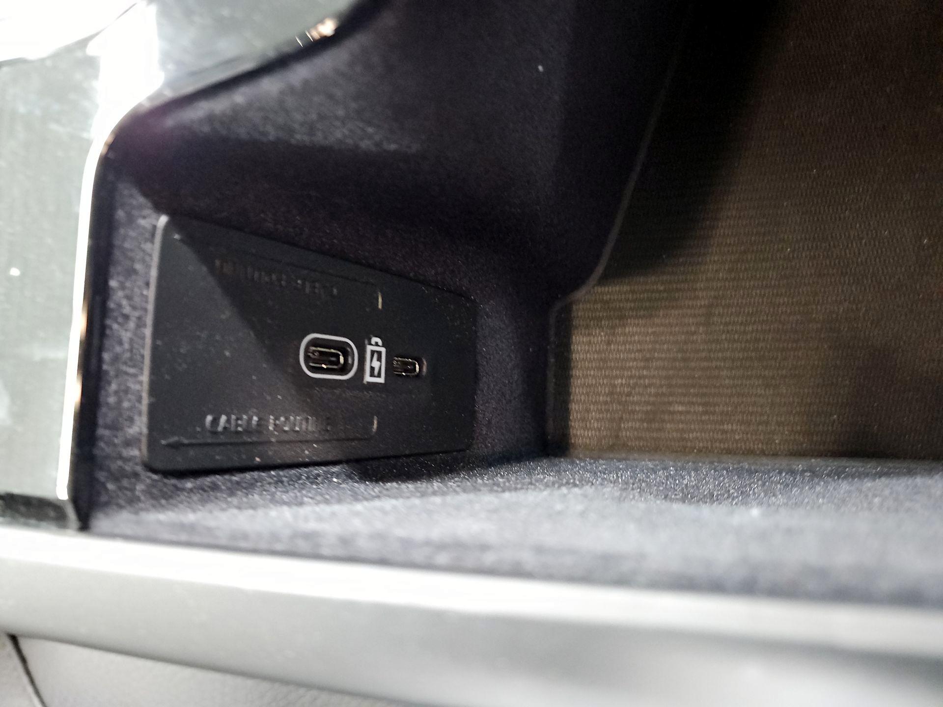 Thumbnail: 2025 Volvo XC90 - 19