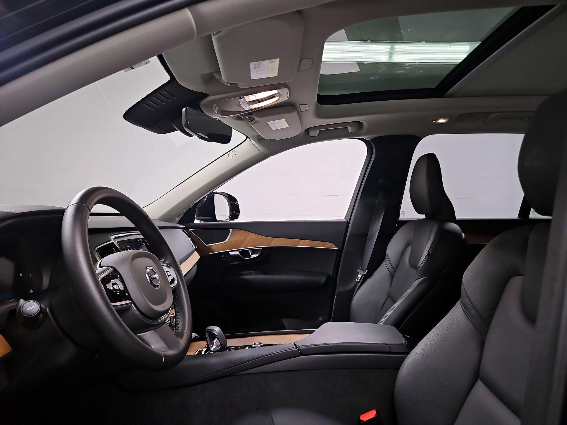 Thumbnail: 2025 Volvo XC90 - 20