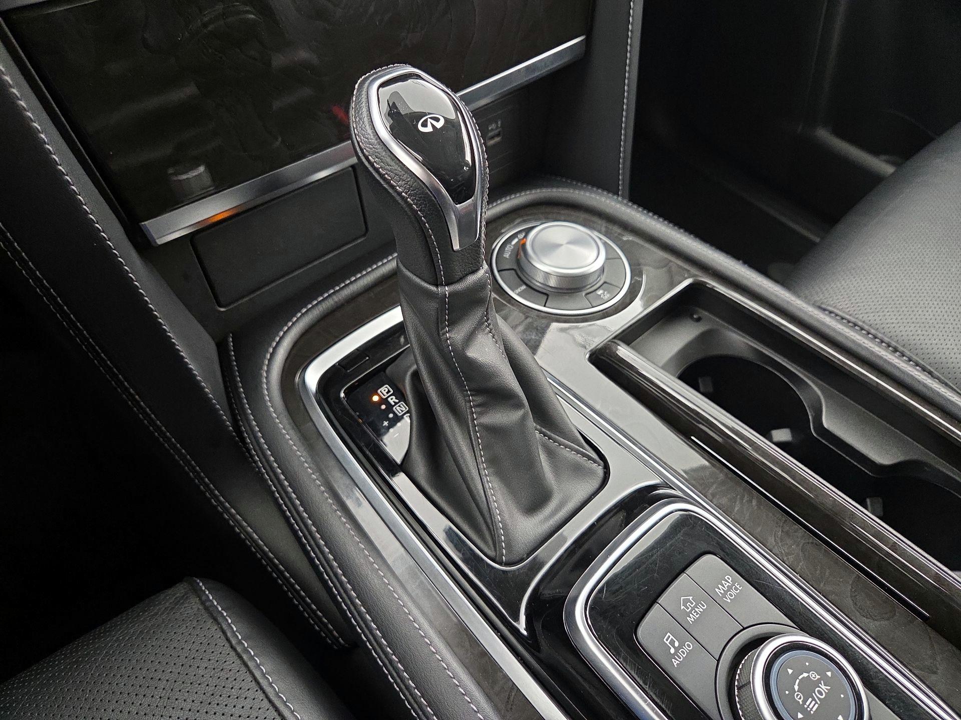 Thumbnail: 2024 INFINITI QX80 - 18