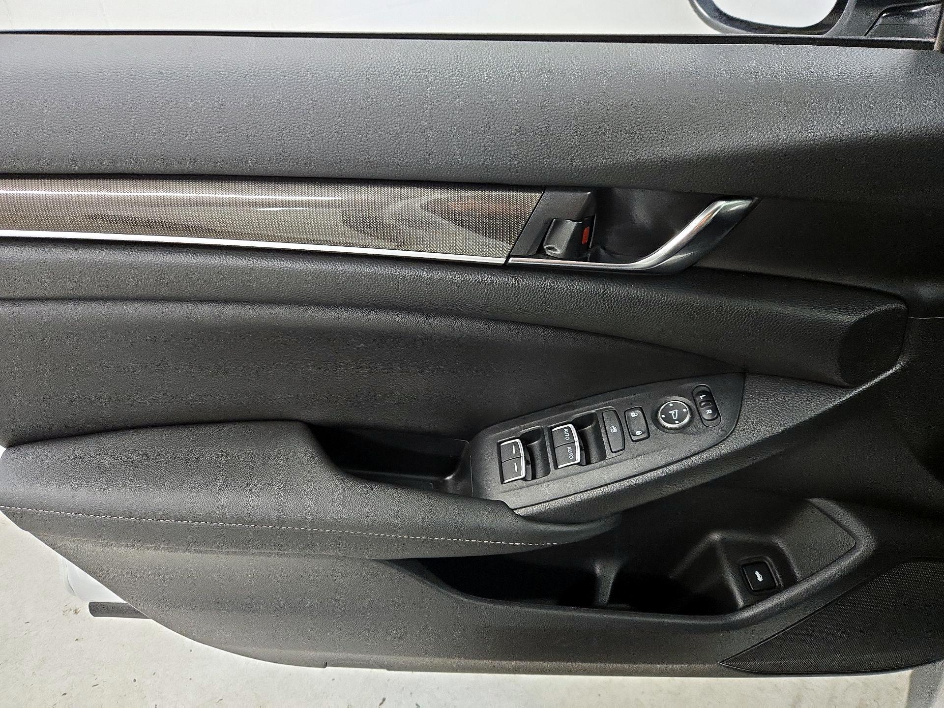 Thumbnail: 2022 Honda Accord - 12