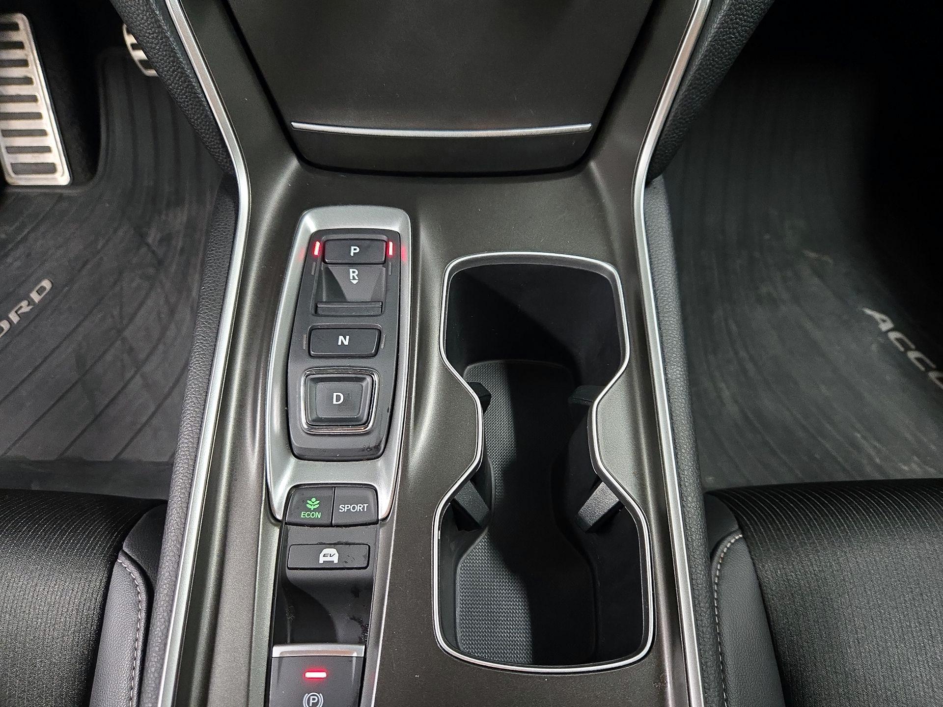 Thumbnail: 2022 Honda Accord - 17