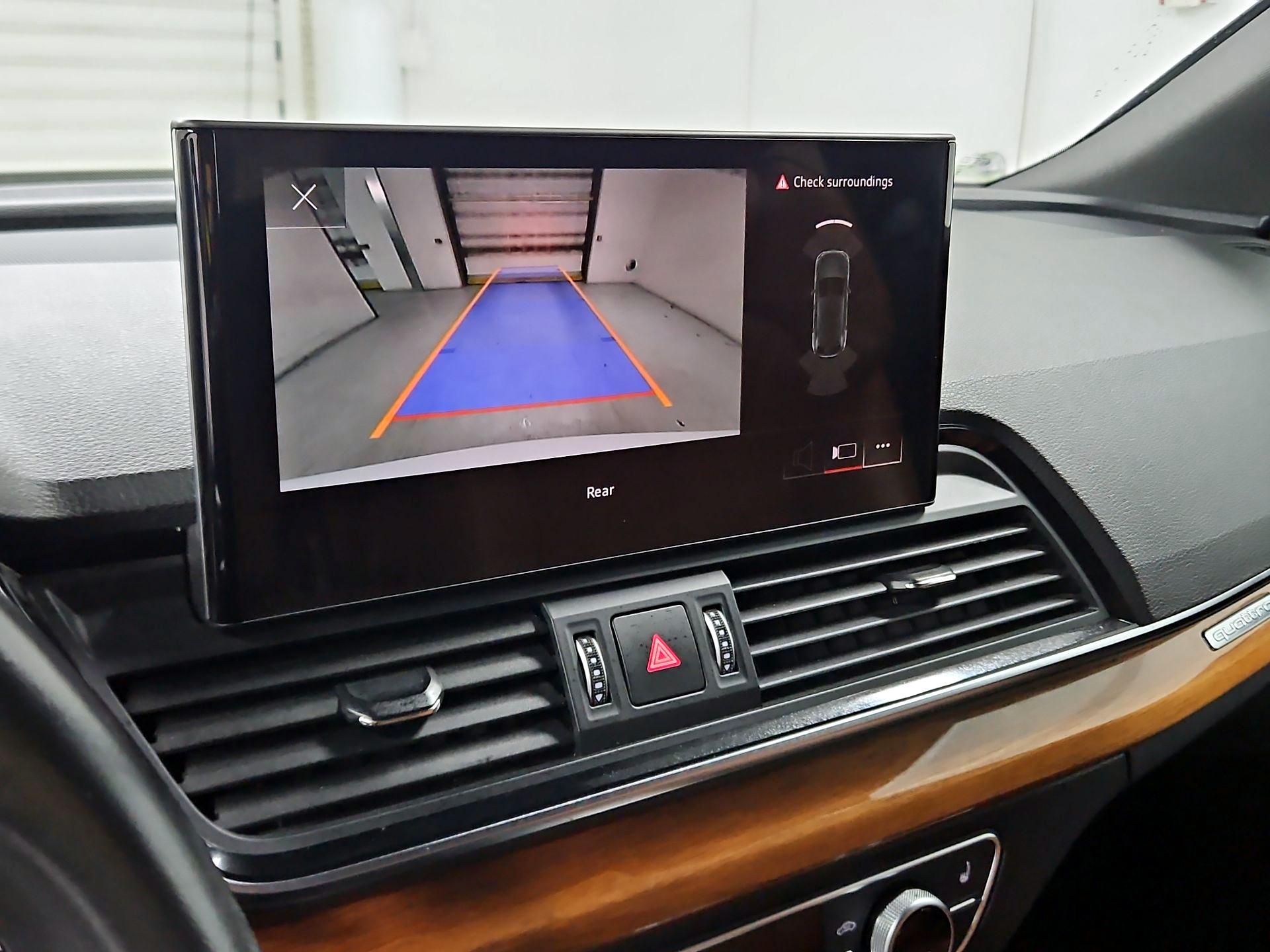 Thumbnail: 2022 Audi Q5 - 14