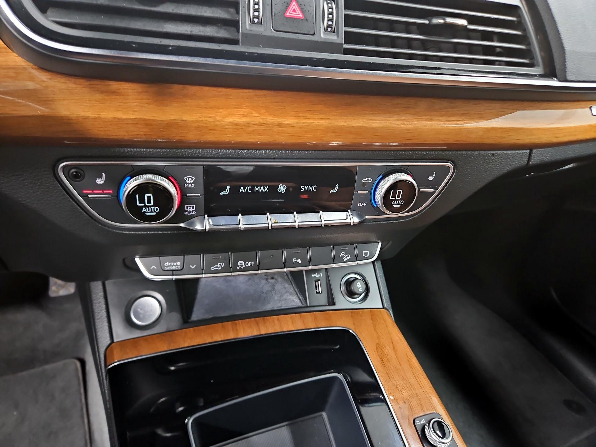 Thumbnail: 2022 Audi Q5 - 16