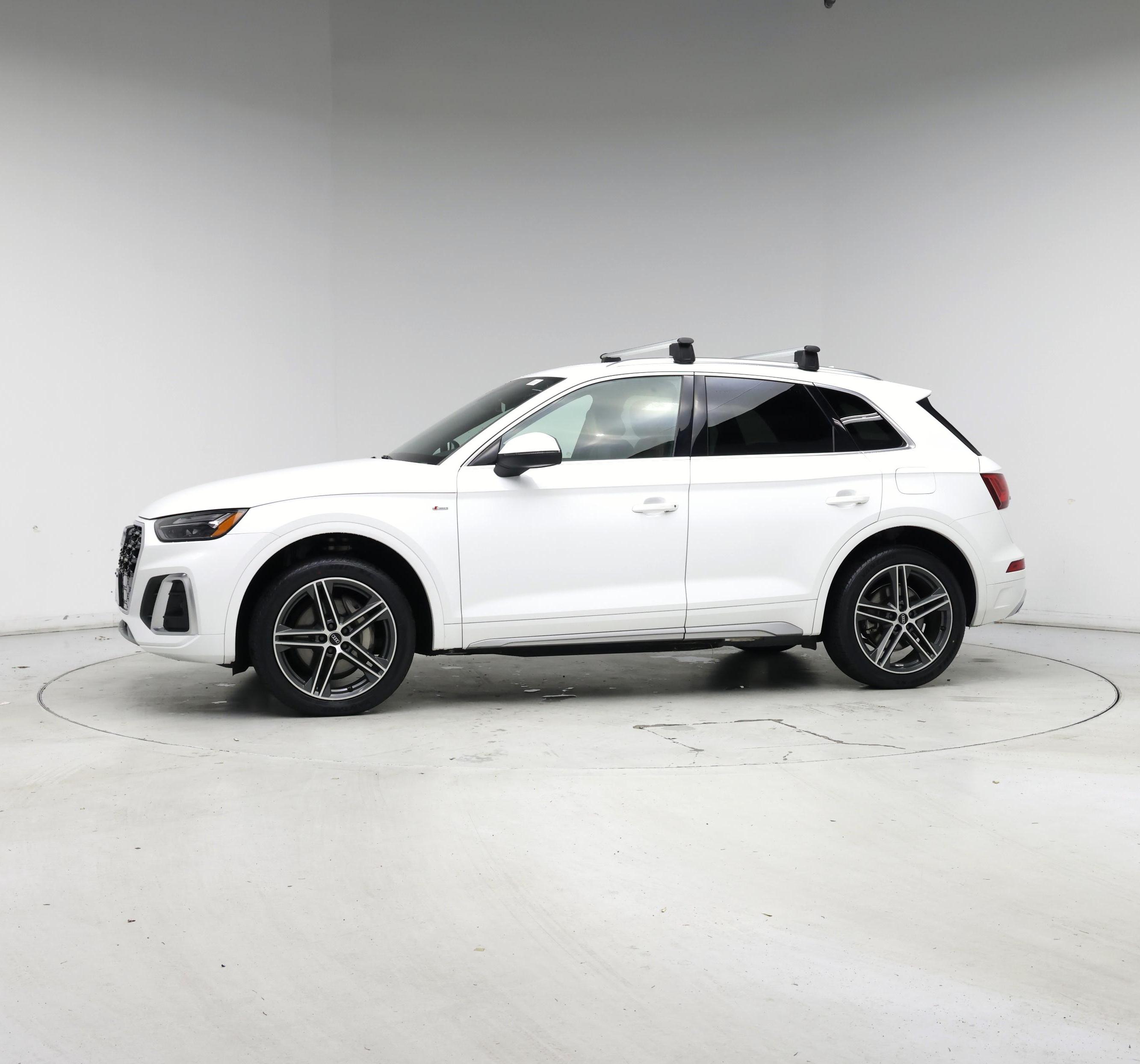 Thumbnail: 2022 Audi Q5 - 3