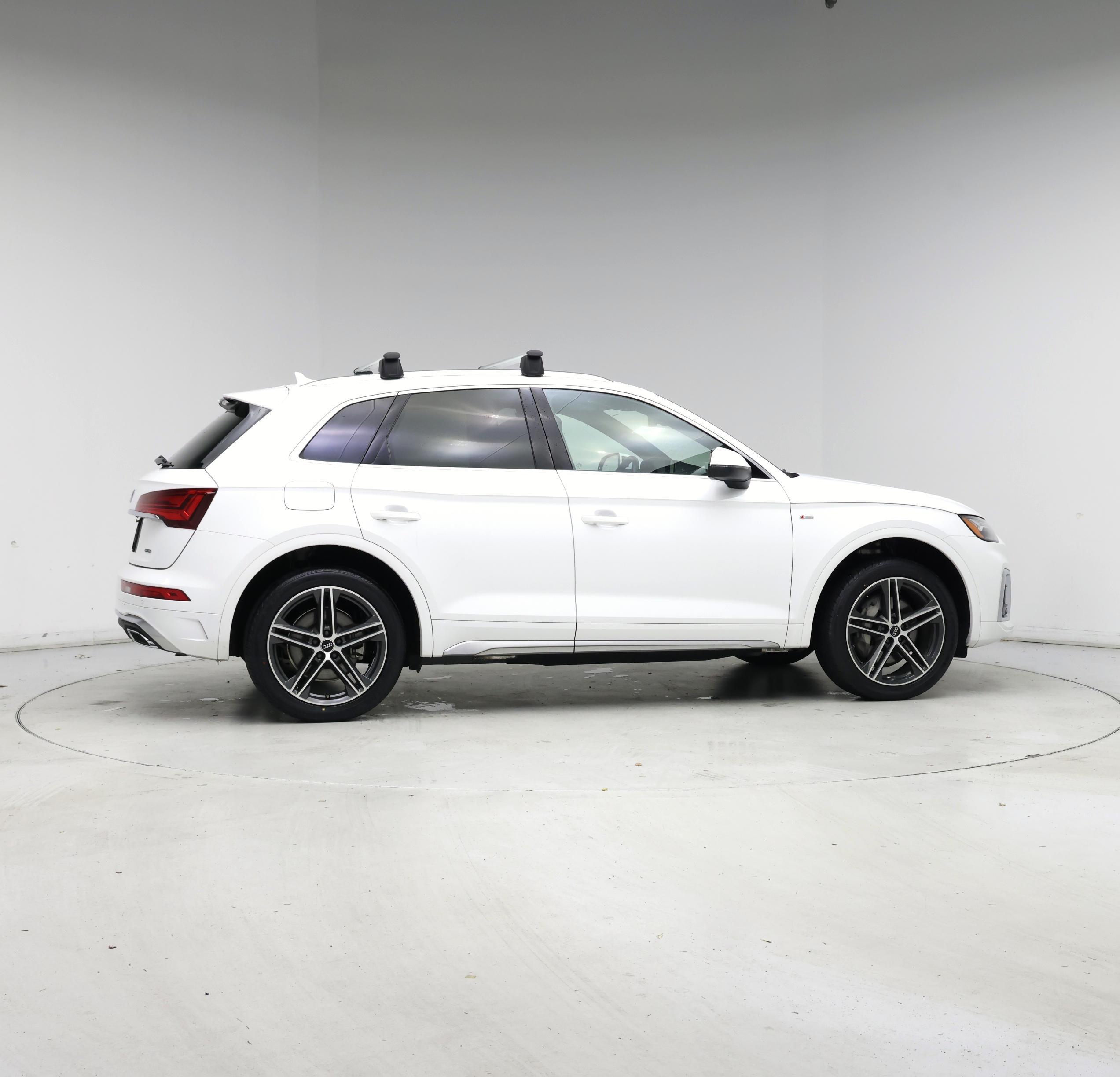 Thumbnail: 2022 Audi Q5 - 7