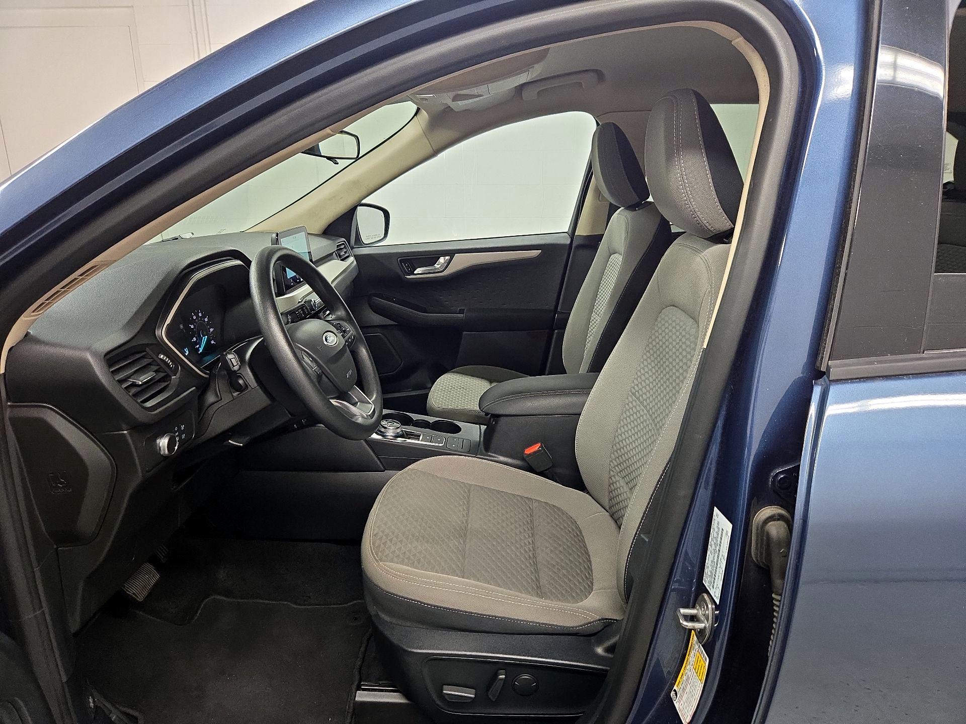 Thumbnail: 2020 Ford Escape - 11