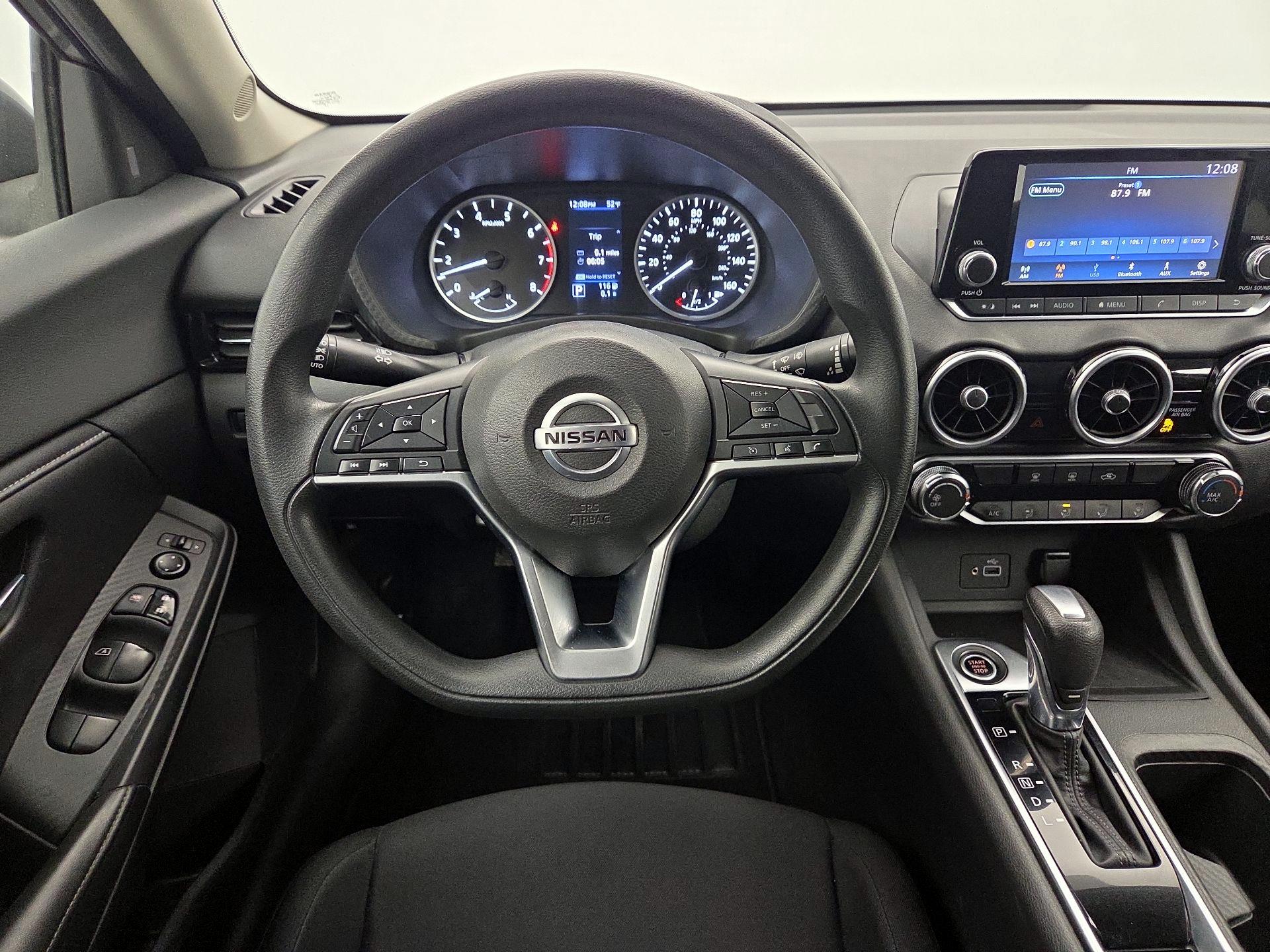 Thumbnail: 2020 Nissan Sentra - 10