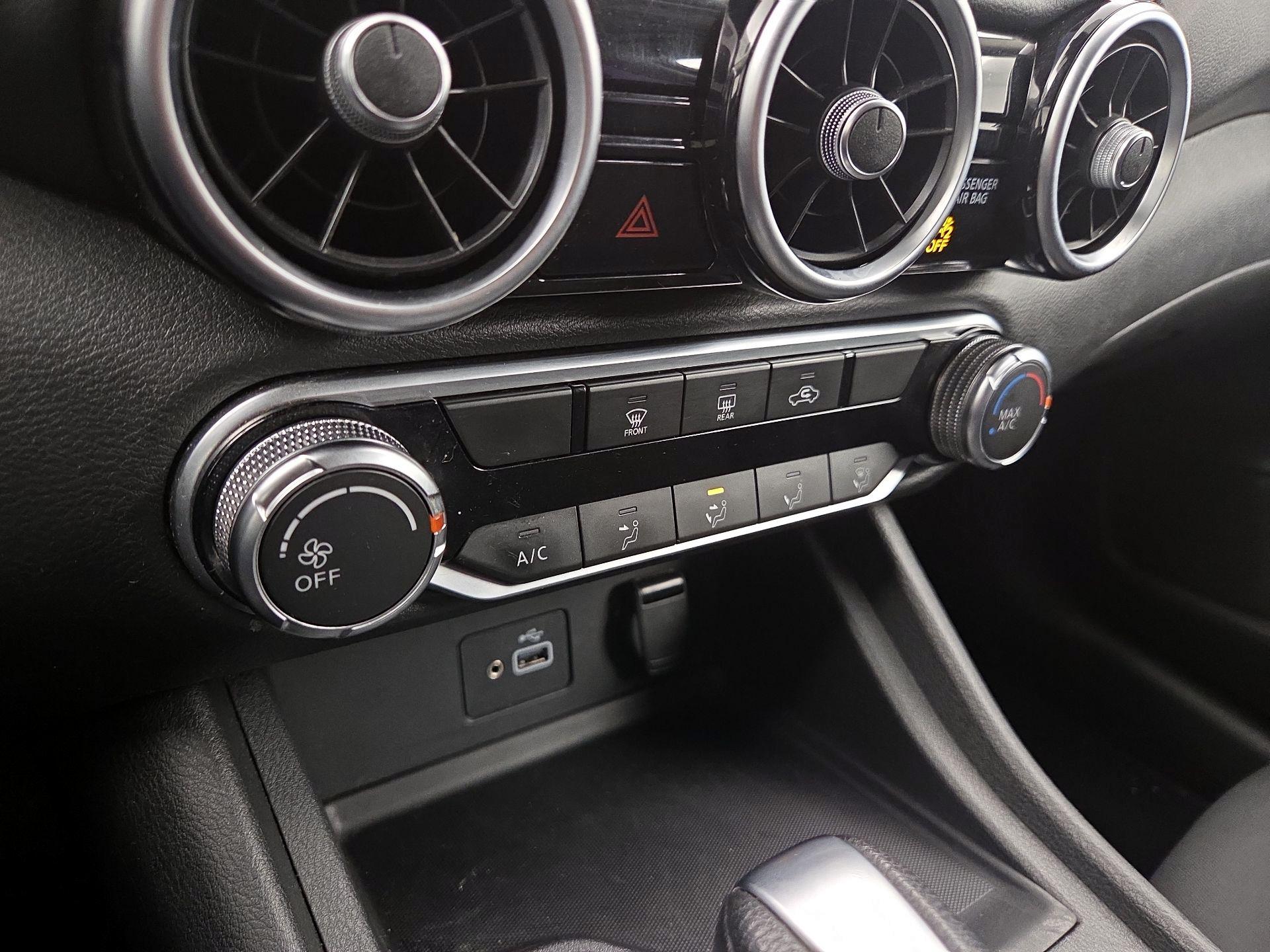 Thumbnail: 2020 Nissan Sentra - 16