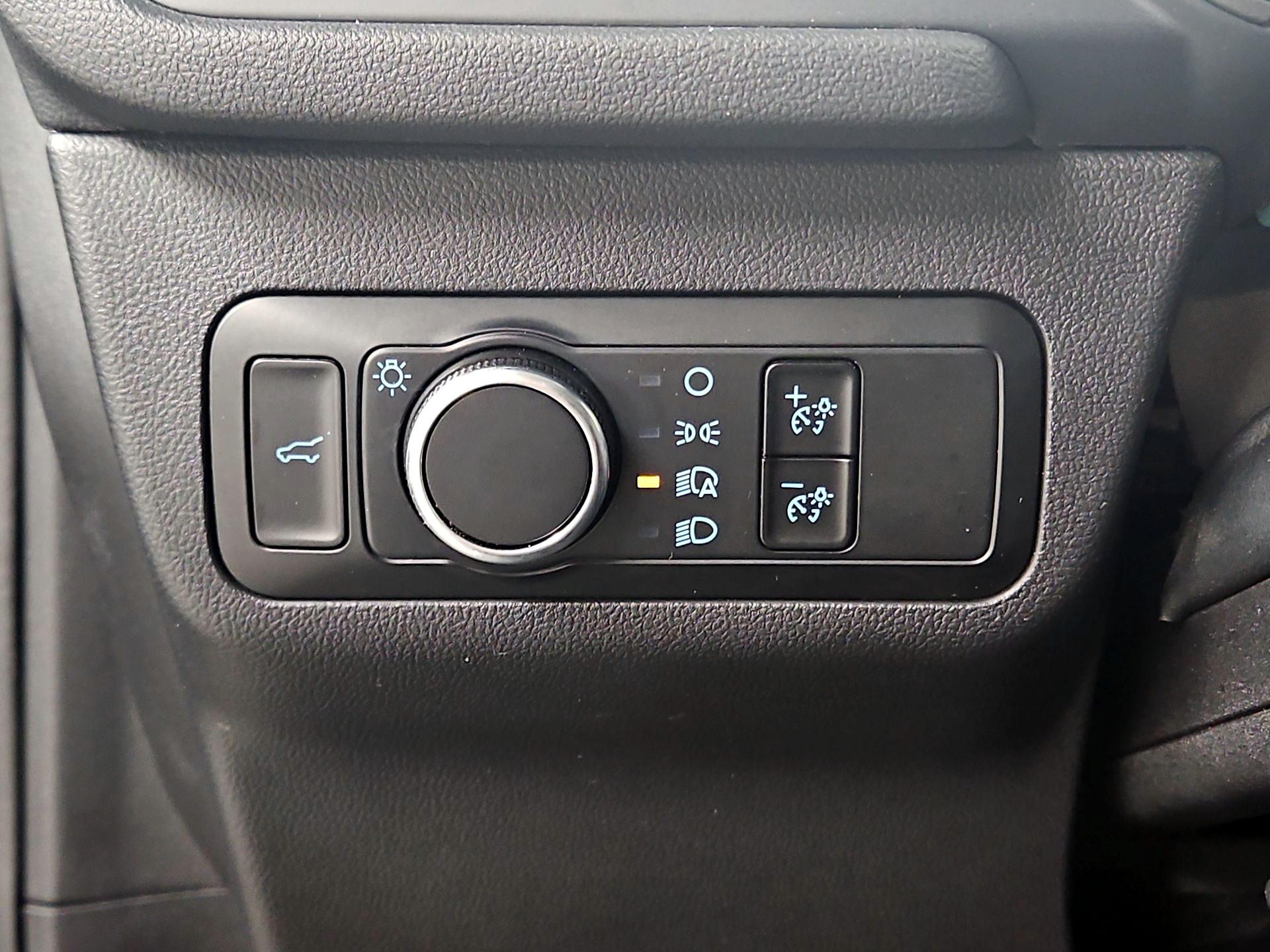 Thumbnail: 2023 Ford Escape - 13