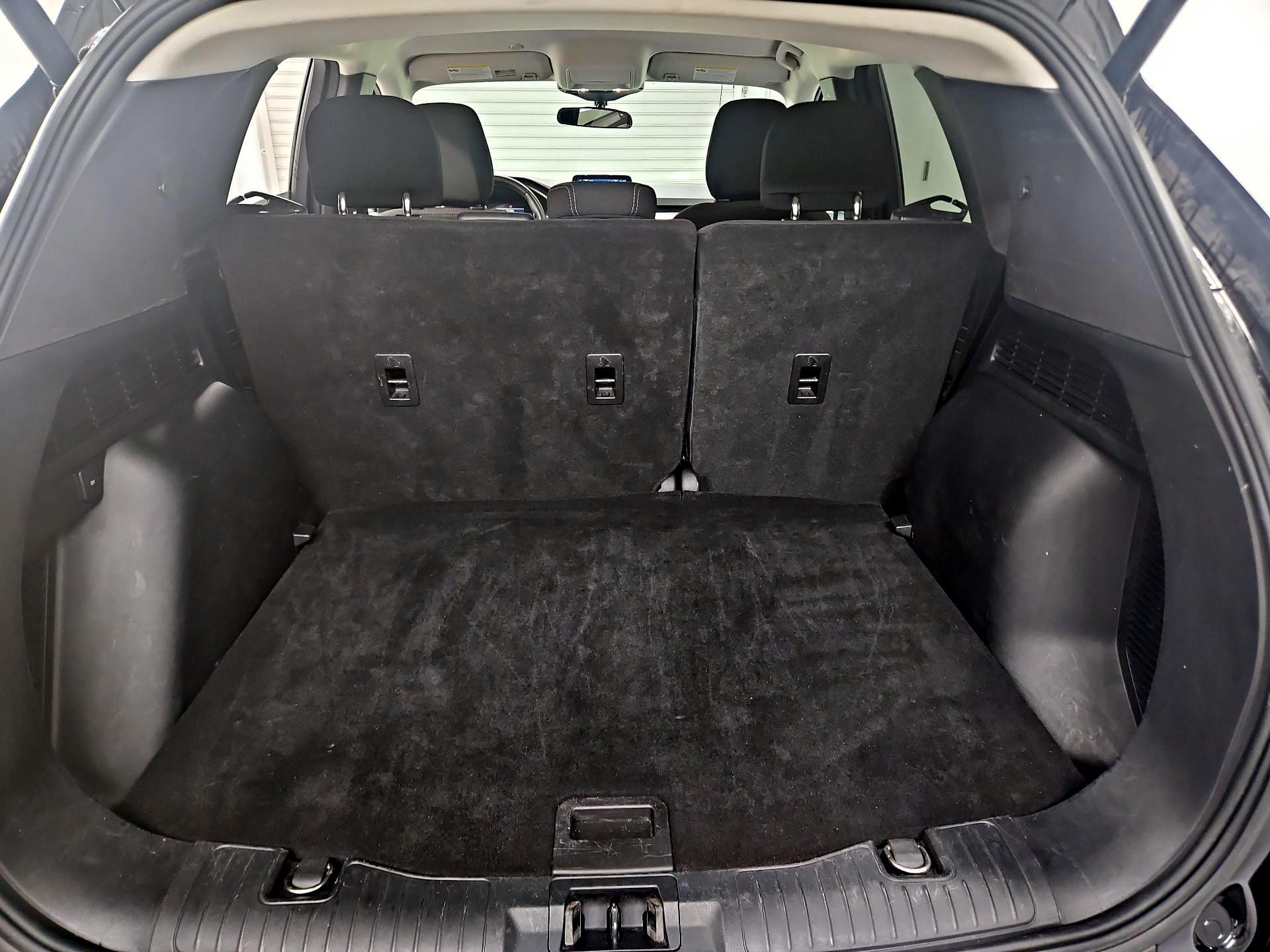 Thumbnail: 2023 Ford Escape - 20