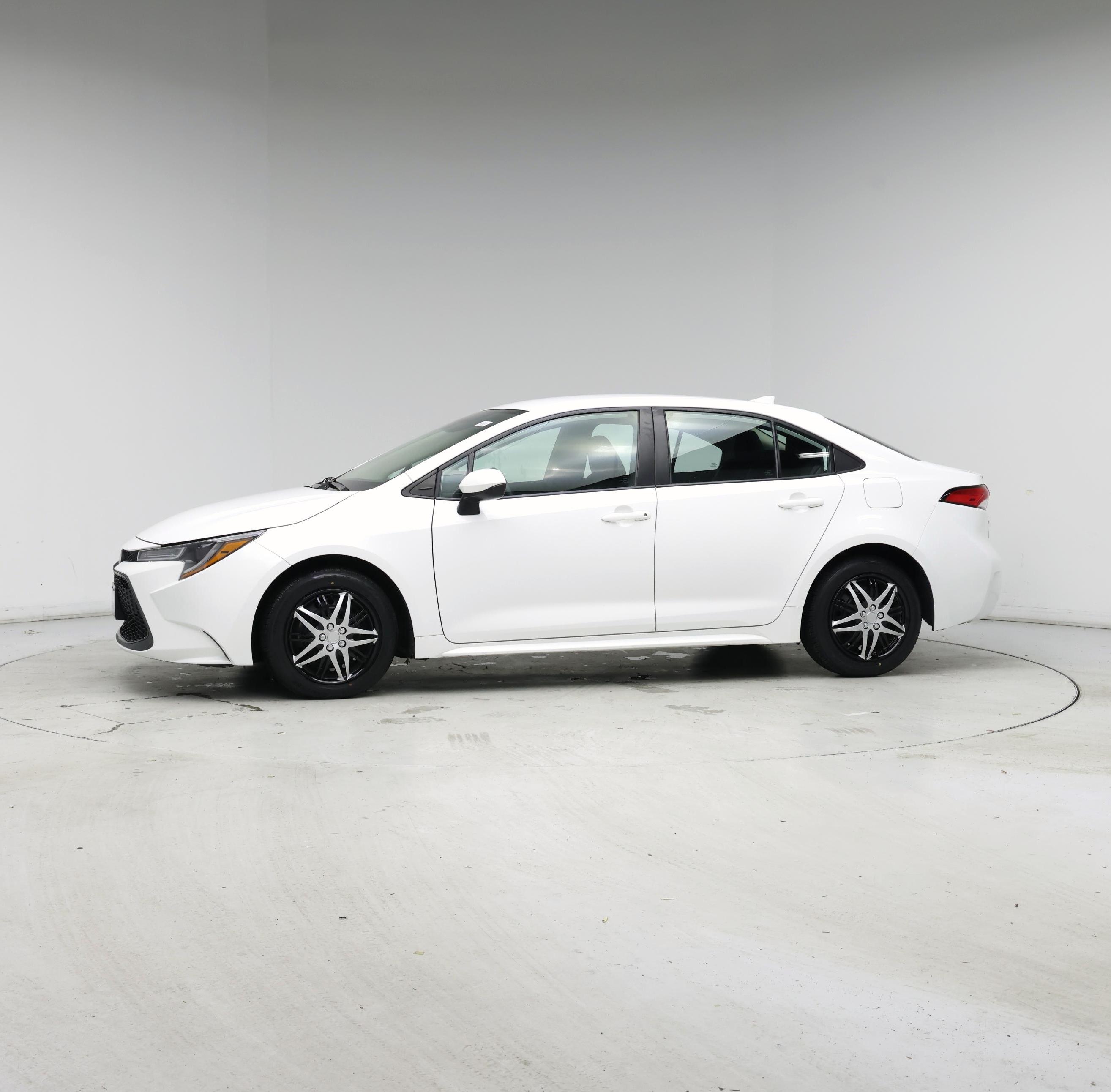 Thumbnail: 2022 Toyota Corolla - 3